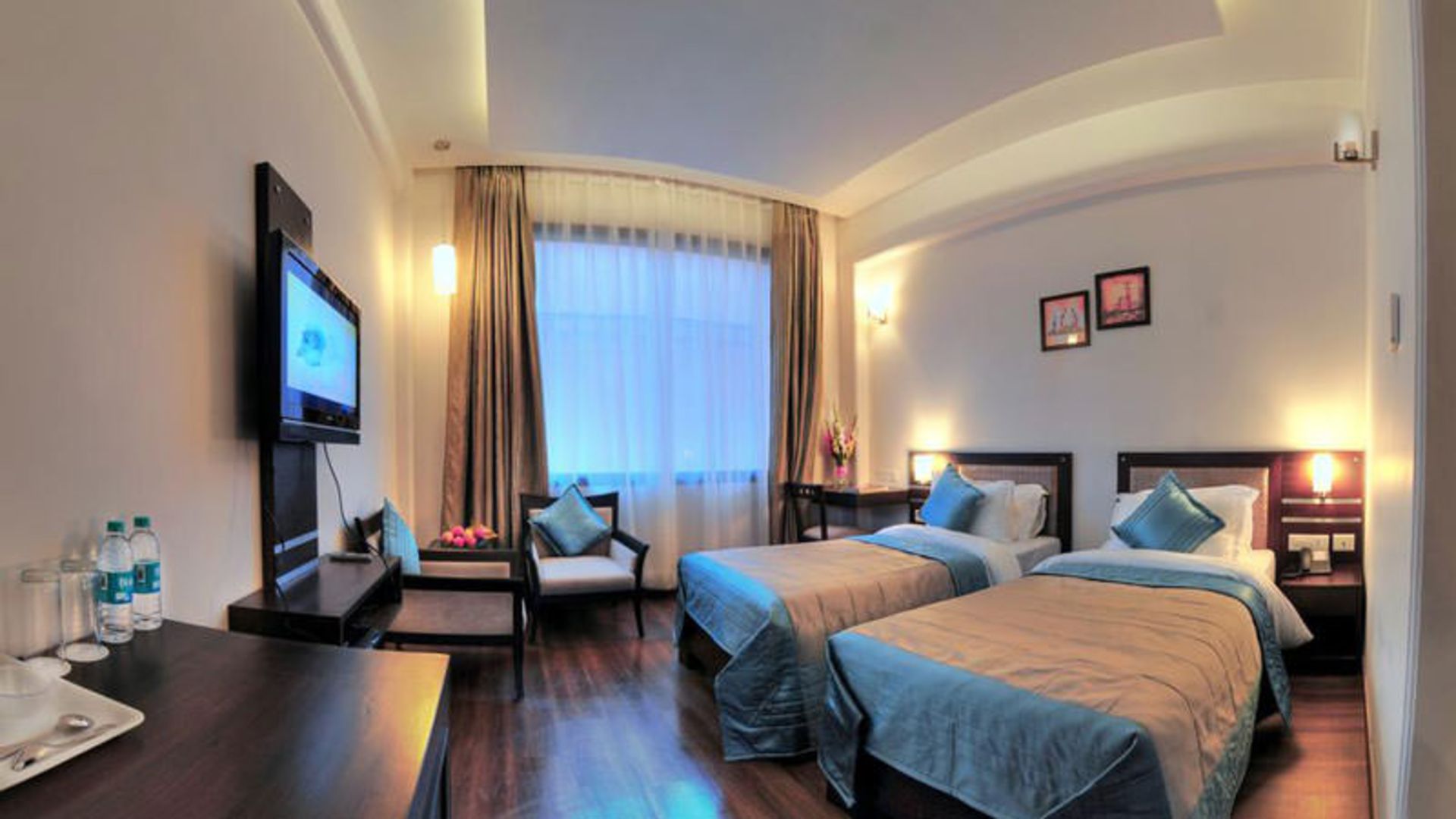 هتل د رتریت (The Retreat)