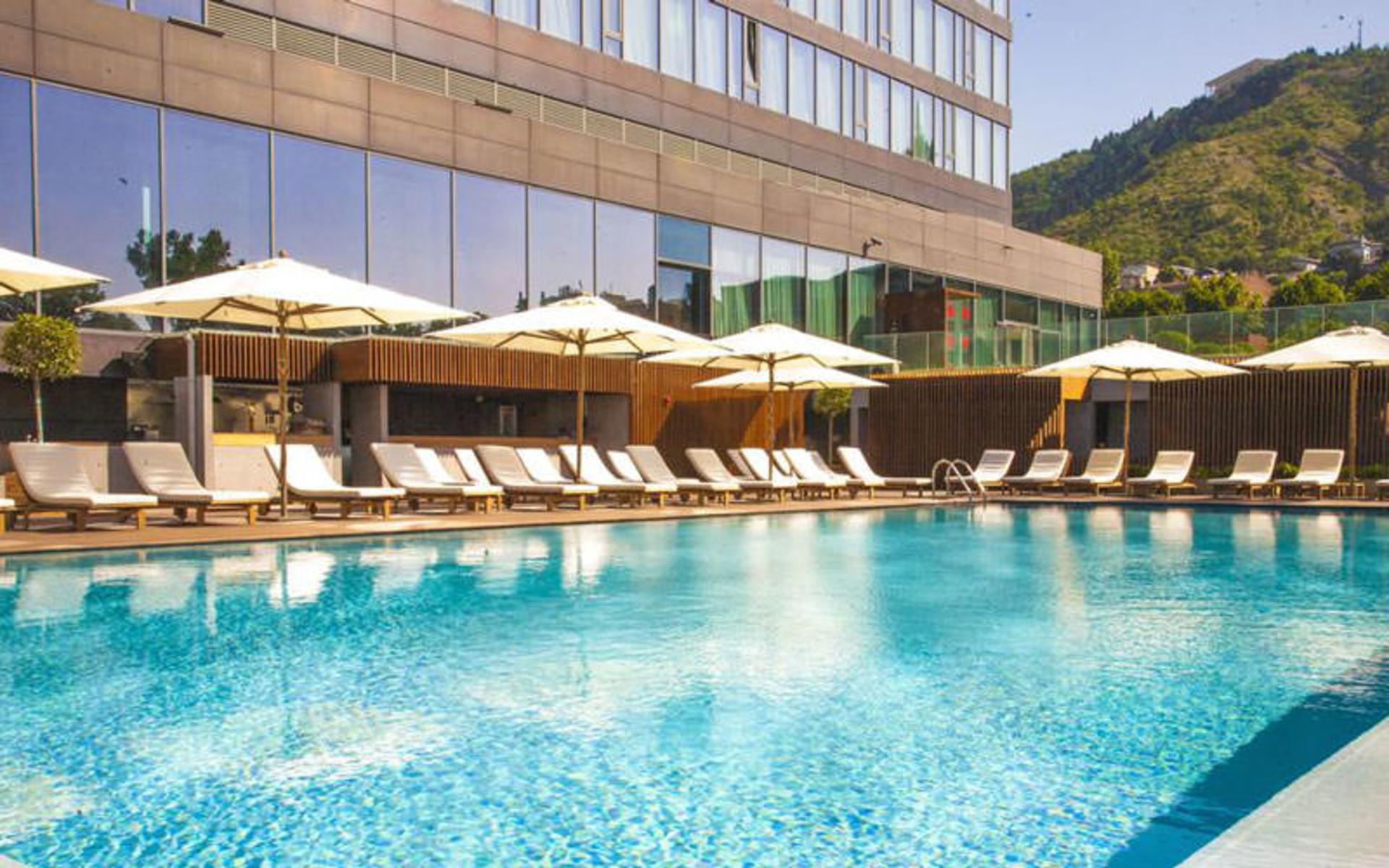 هتل رادیسون بلو ایوِریا (Radisson Blu Iveria Hotel)