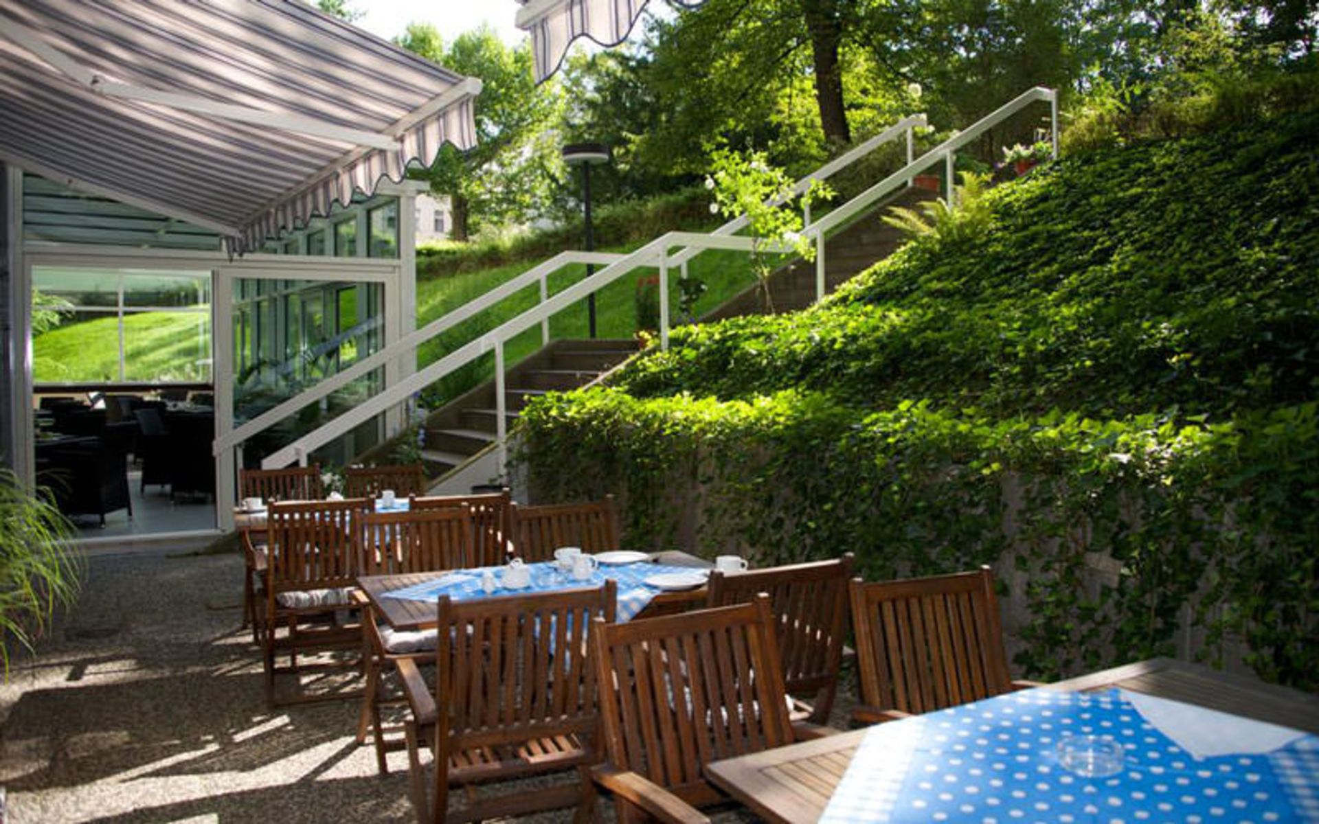 هتل کارولینن هوف (Hotel Carolinenhof)