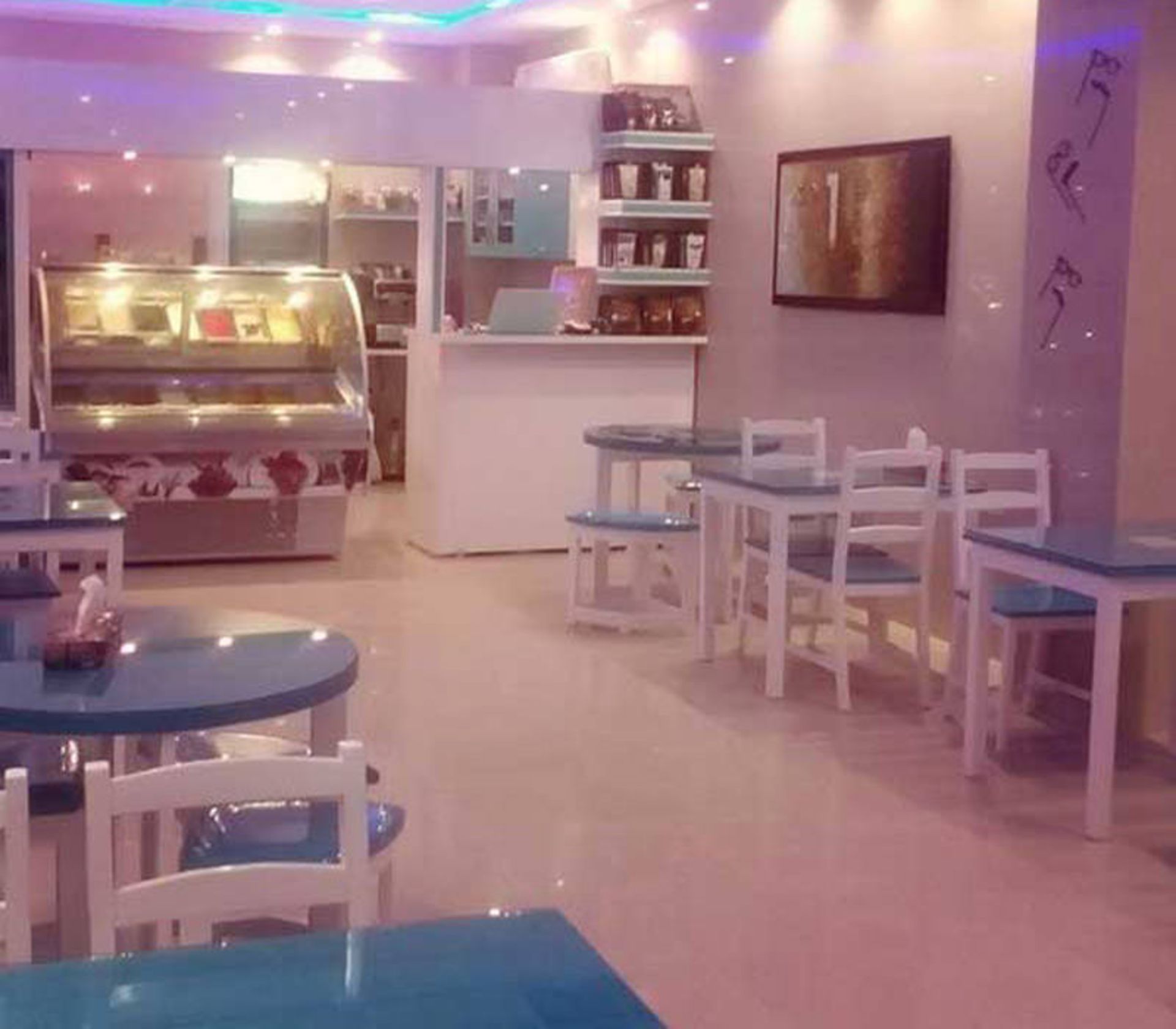 کافه فیروزه بوشهر