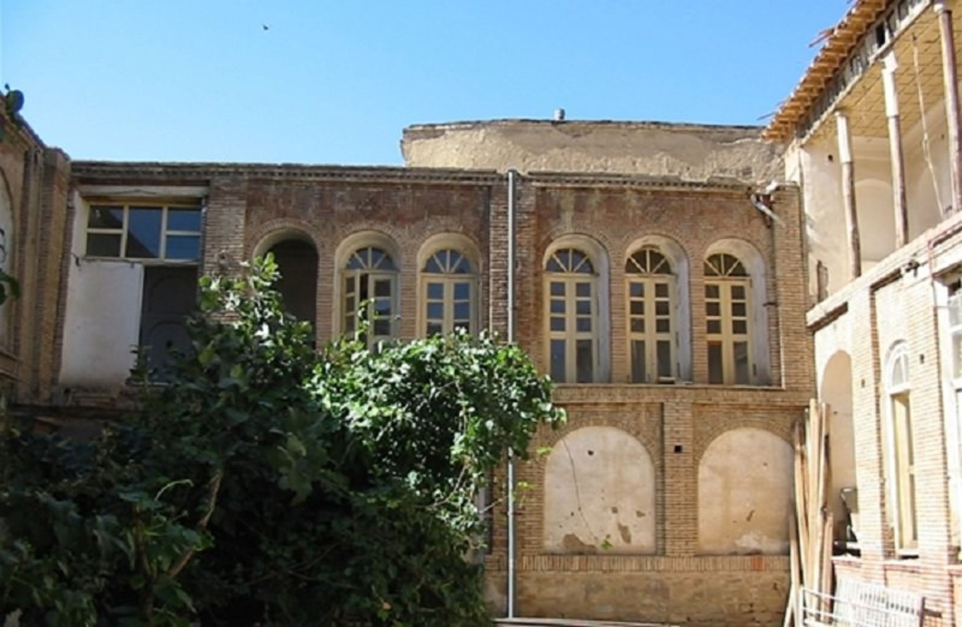 عمارت سرهنگ آزموده اردلان