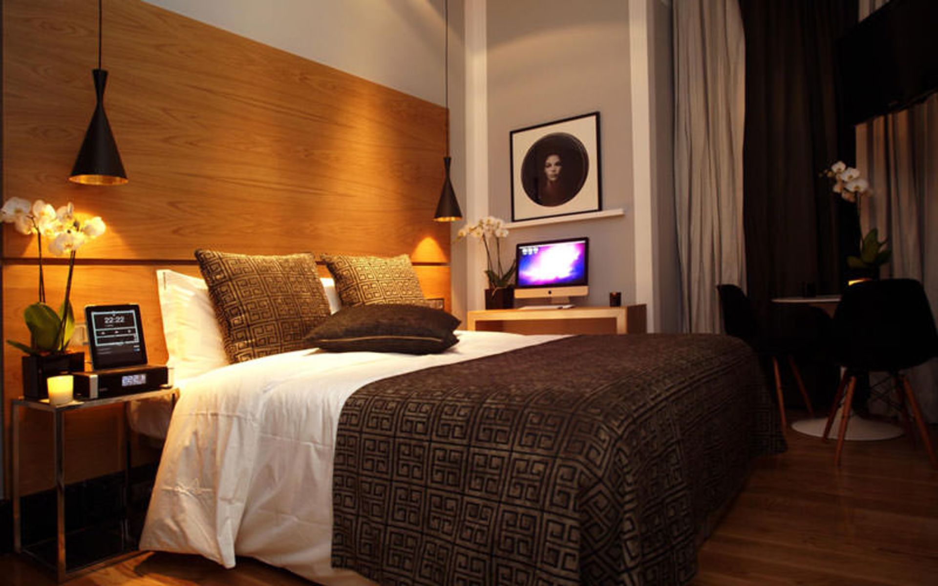 هتل برونز داون تاون (Browns Downtown Hotel)