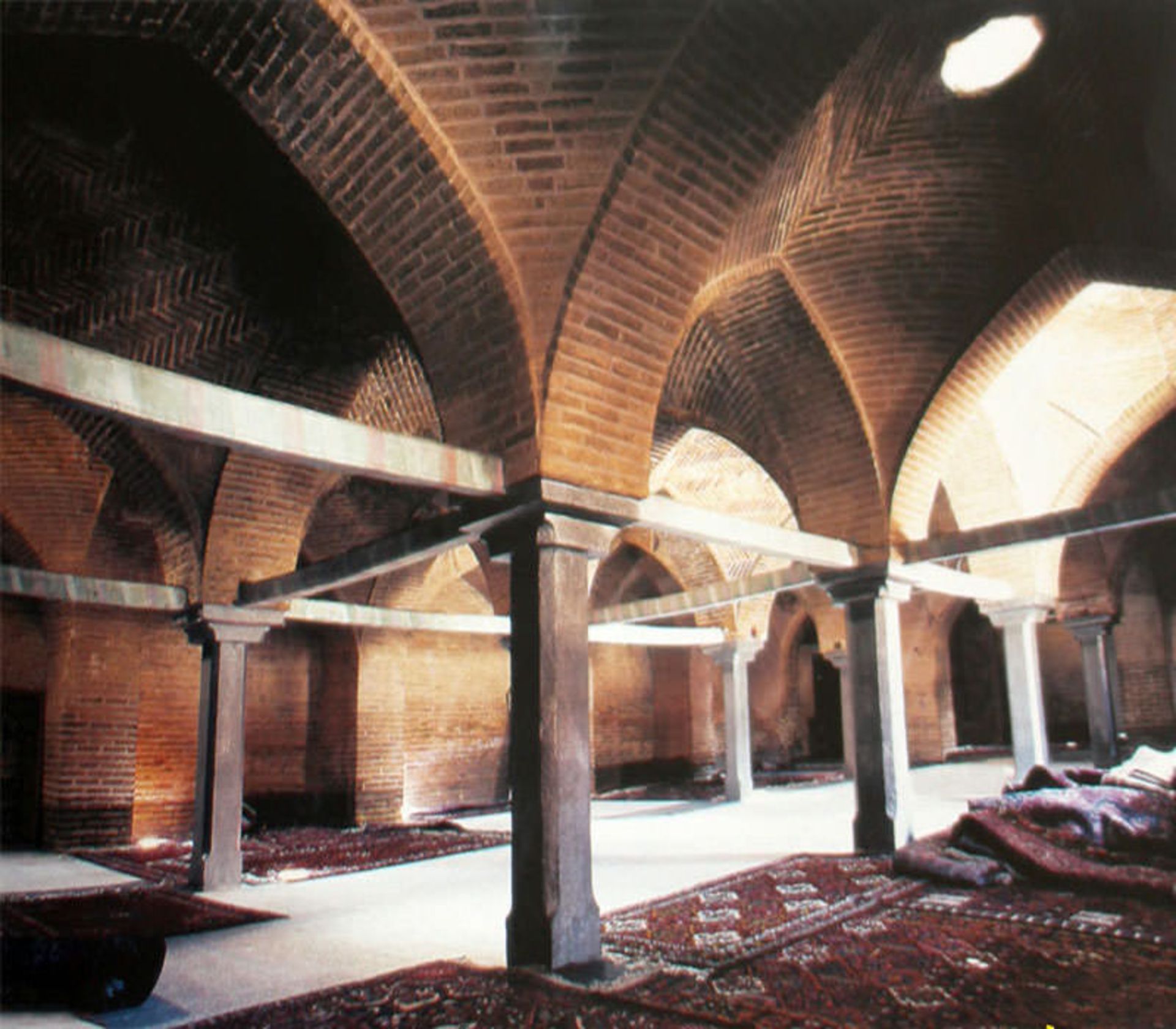 شبستان سه