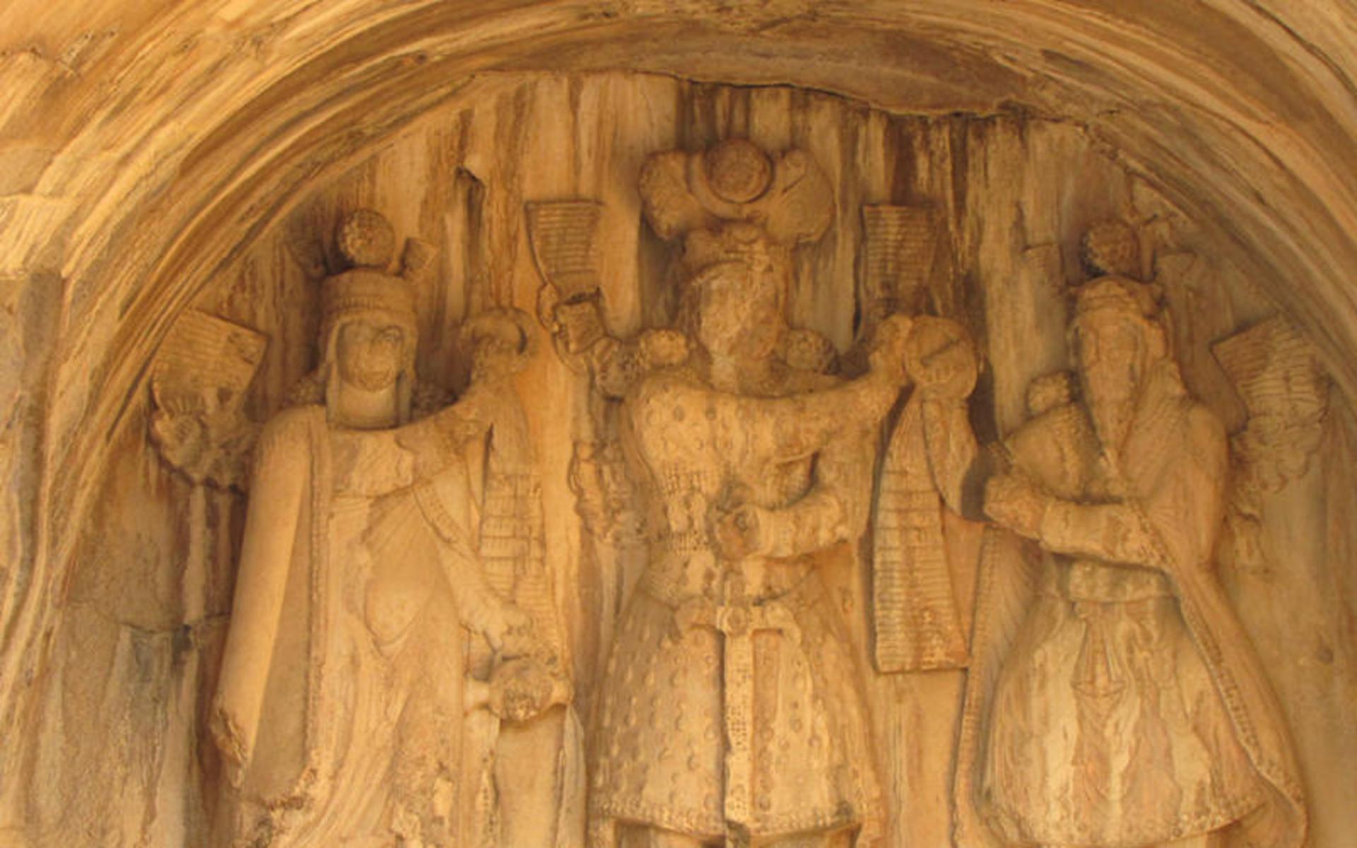 طاق بستان