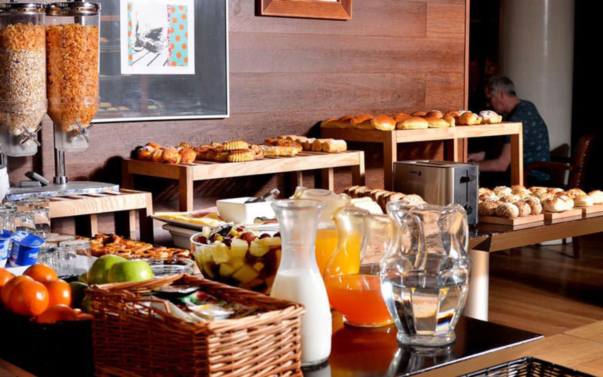 هتل برونز بوتیک (Browns Boutique Hotel)