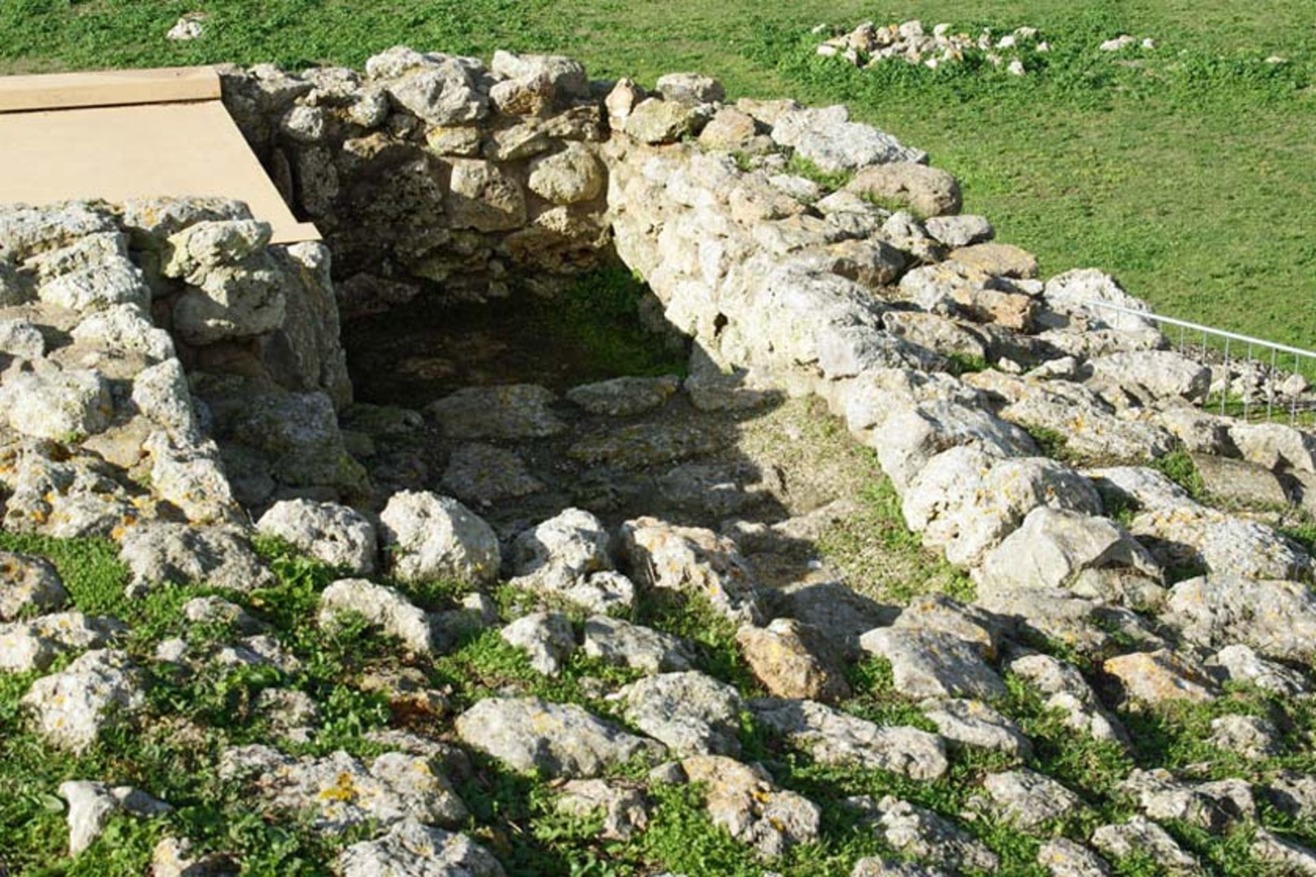 محوطه باستانی مونته داکودی