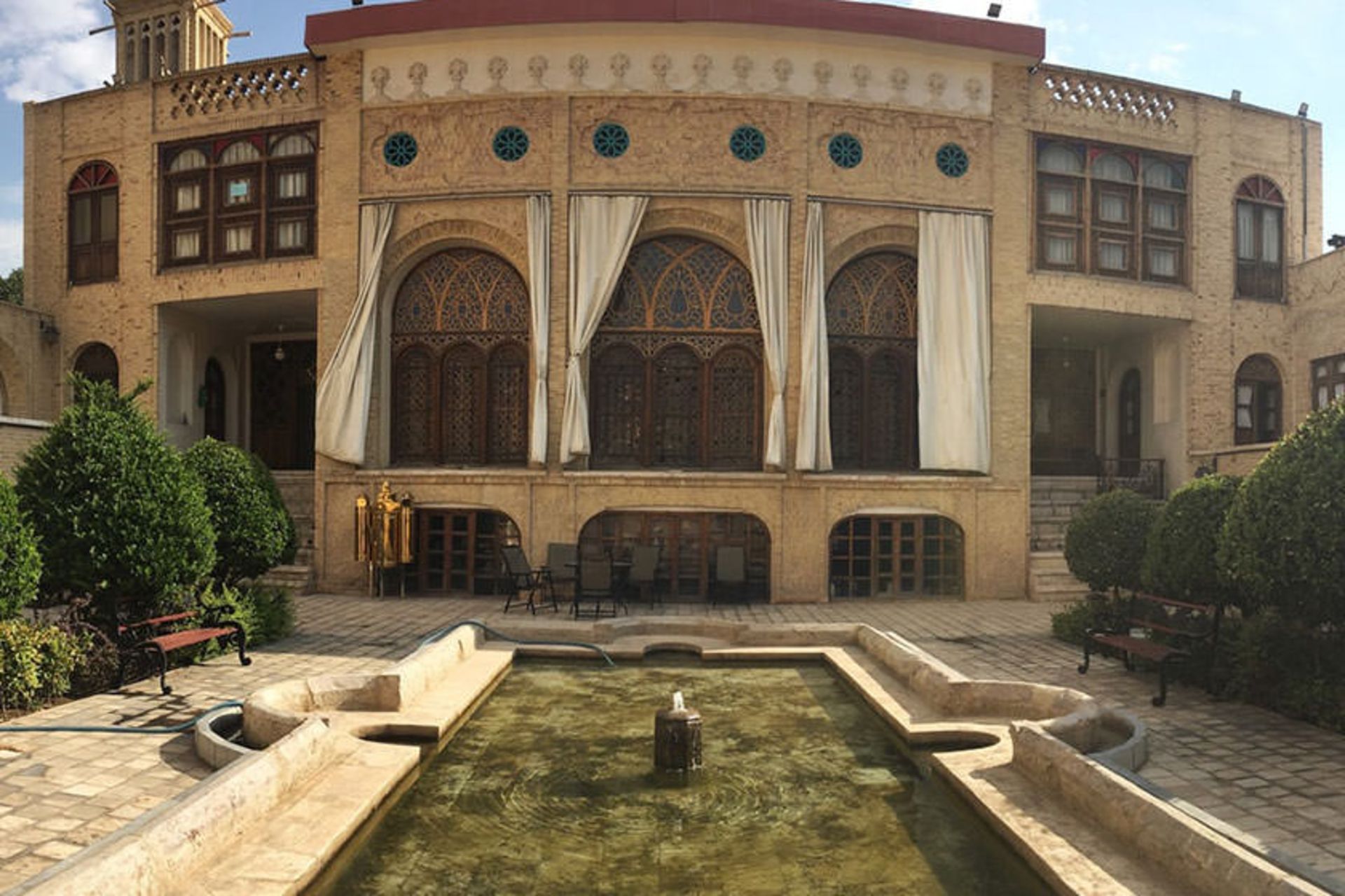 خانه کاظمی