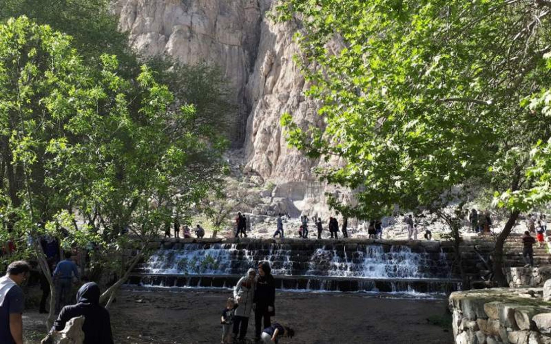 سراب بیستون