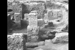 دیوار تمیشه