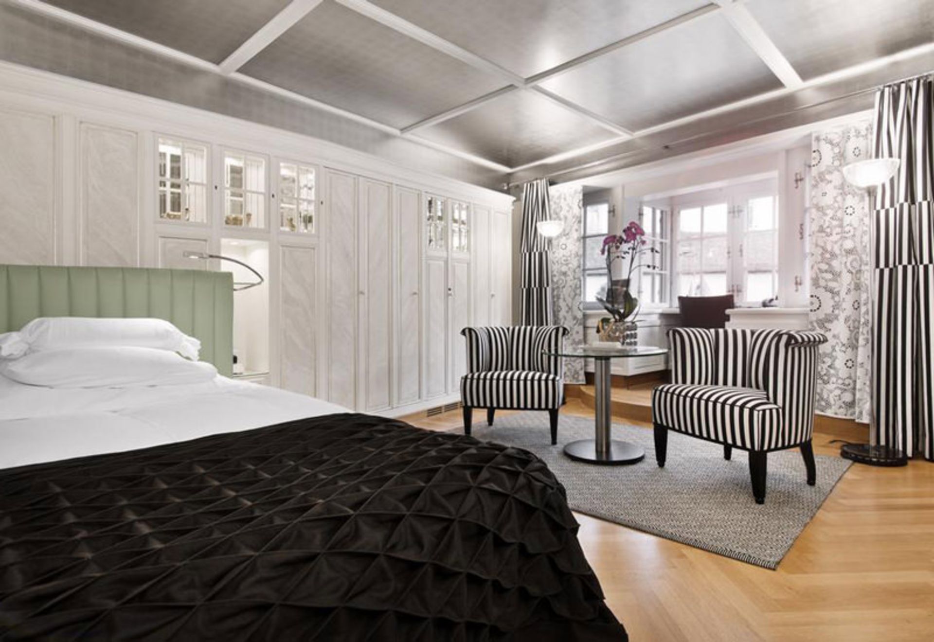 هتل ویدر (Widder Hotel)