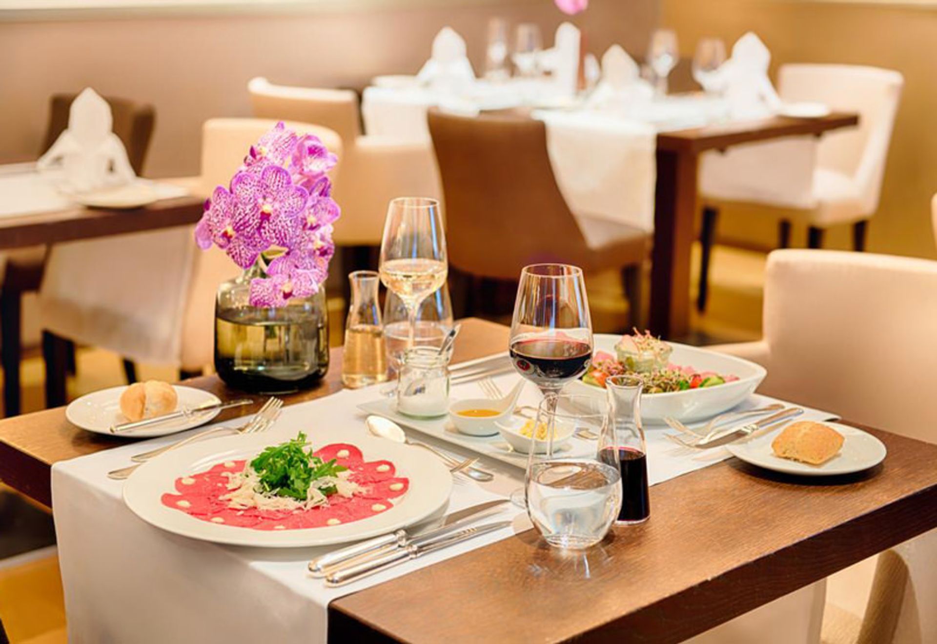 هتل آلدن سوئیت اسپلوجن شلوس زوریخ (Alden Suite Hotel Splügenschloss Zurich)