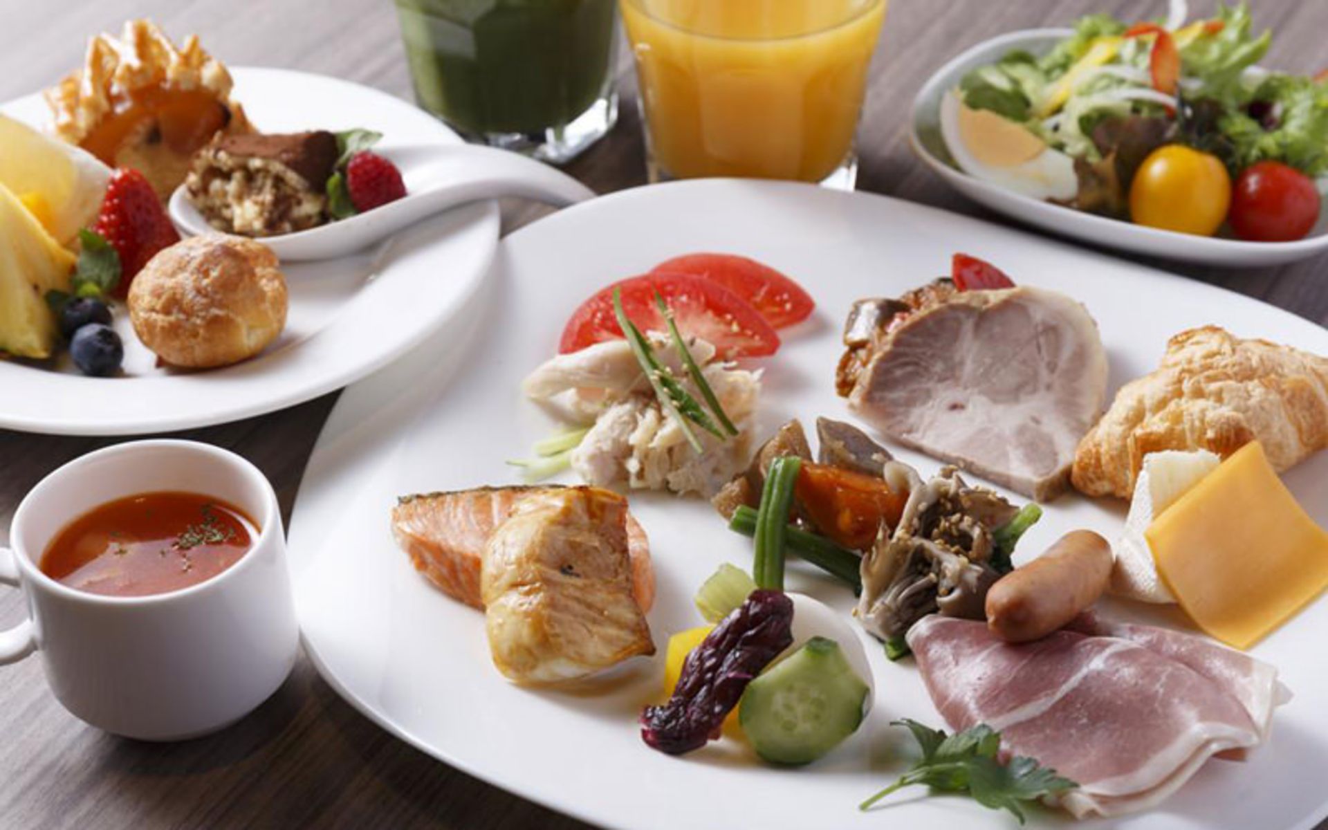 هتل میلینیوم میتوسی گاردن (Millennium Mitsui Garden Hotel Tokyo)