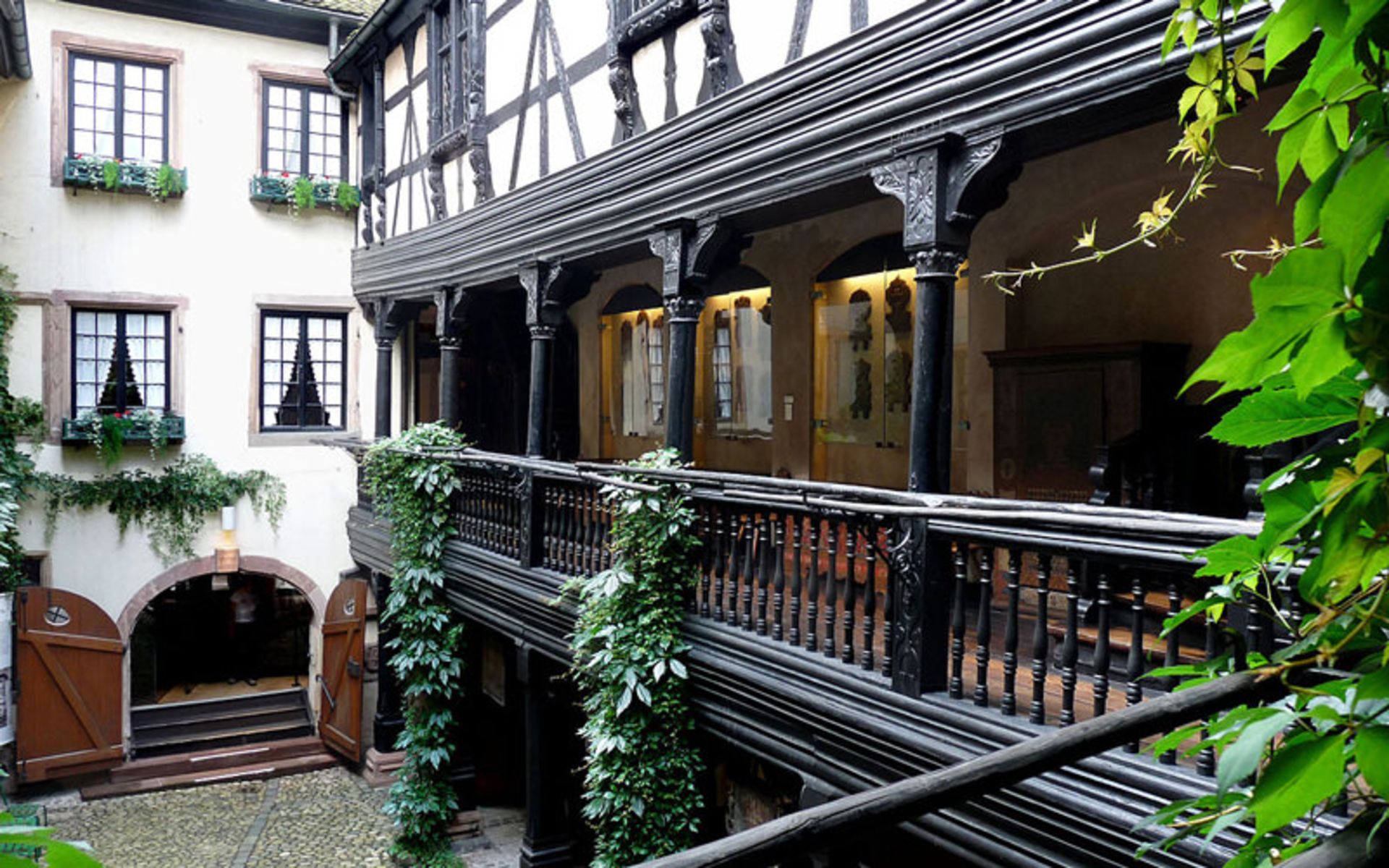 موزه آلزاس (Musée alsacien)