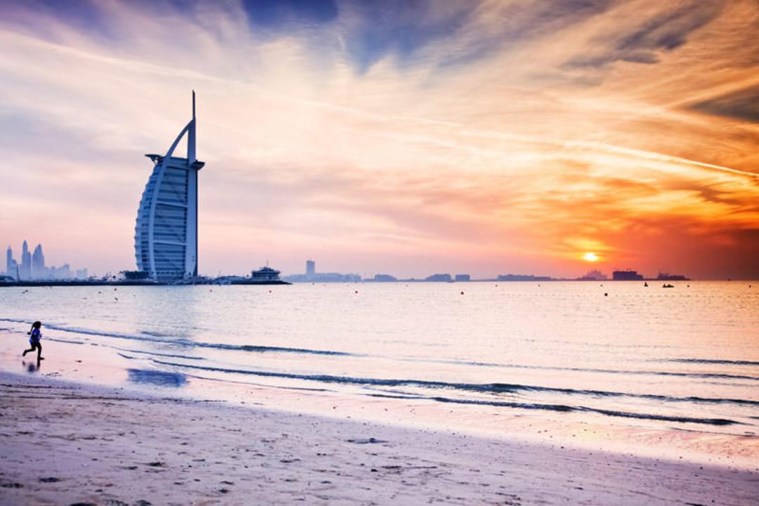 سرو کاپوچینو با طلای واقعی در برج العرب