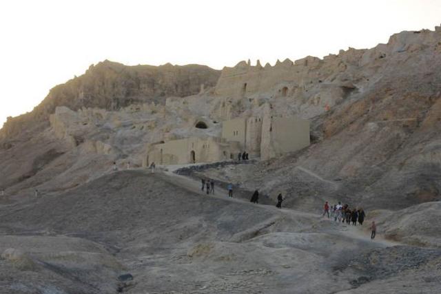 قلعه چهل دختران