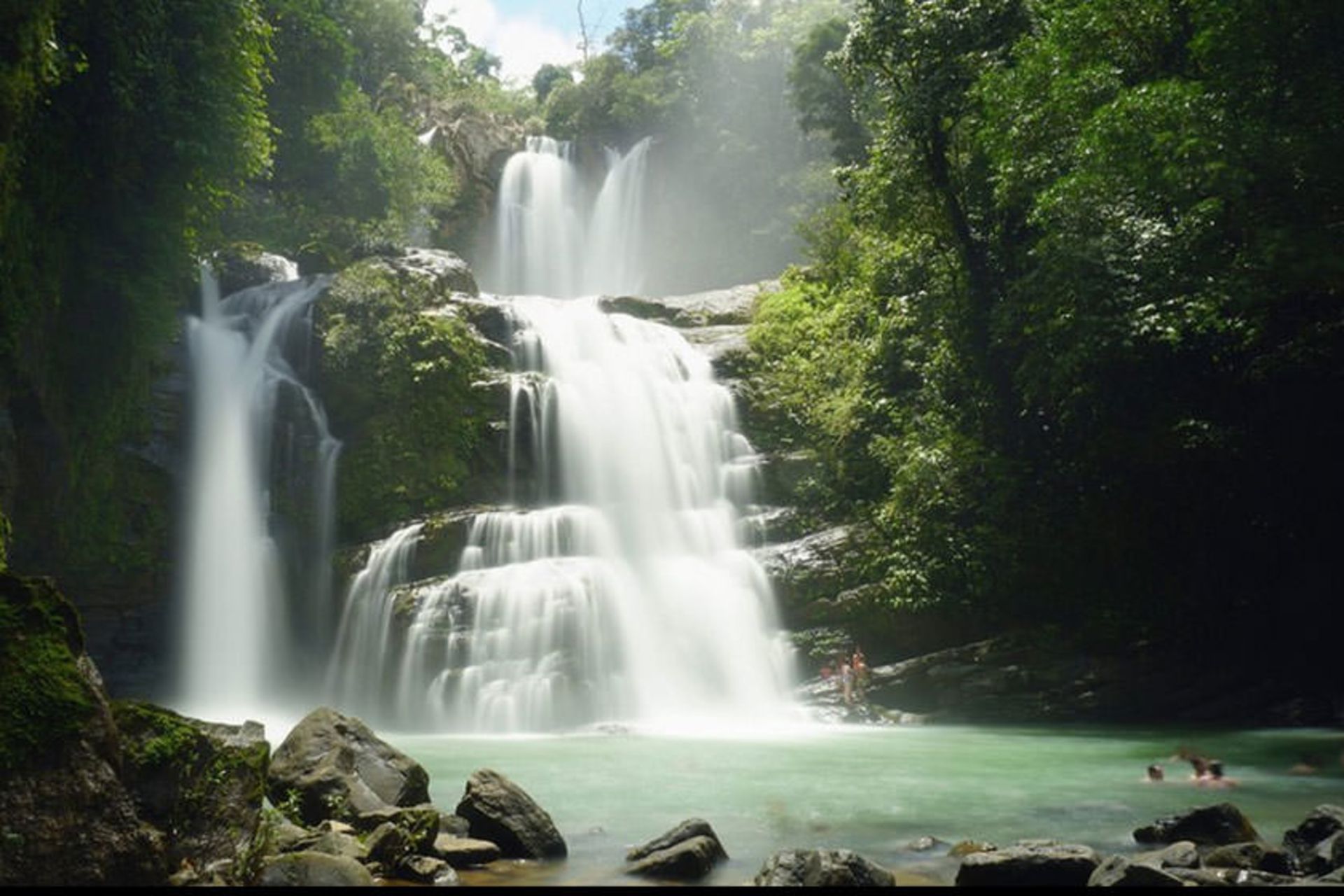 Nauyaca Waterfalls
