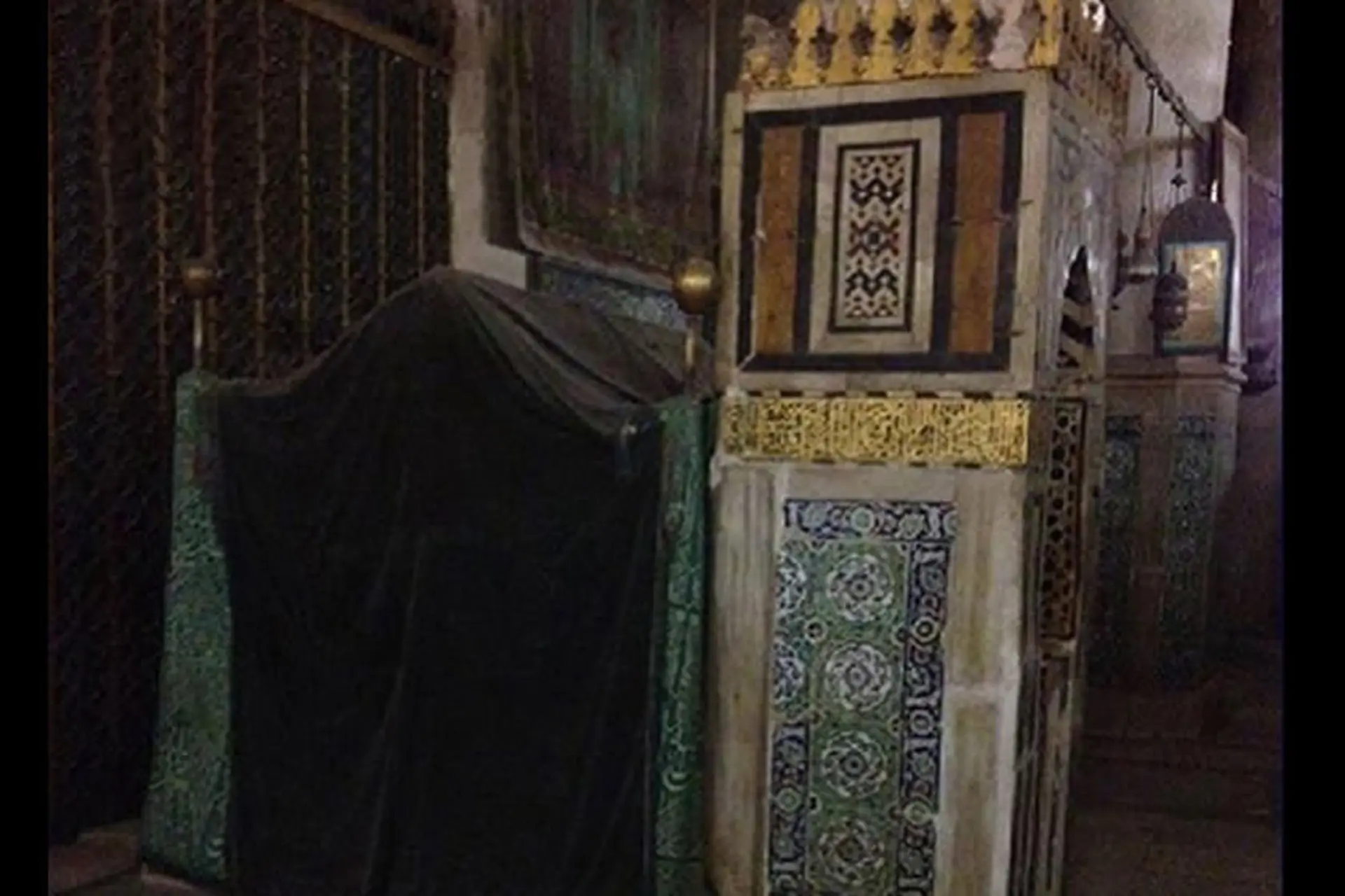 مرقد پیامبر اکرم (ص)