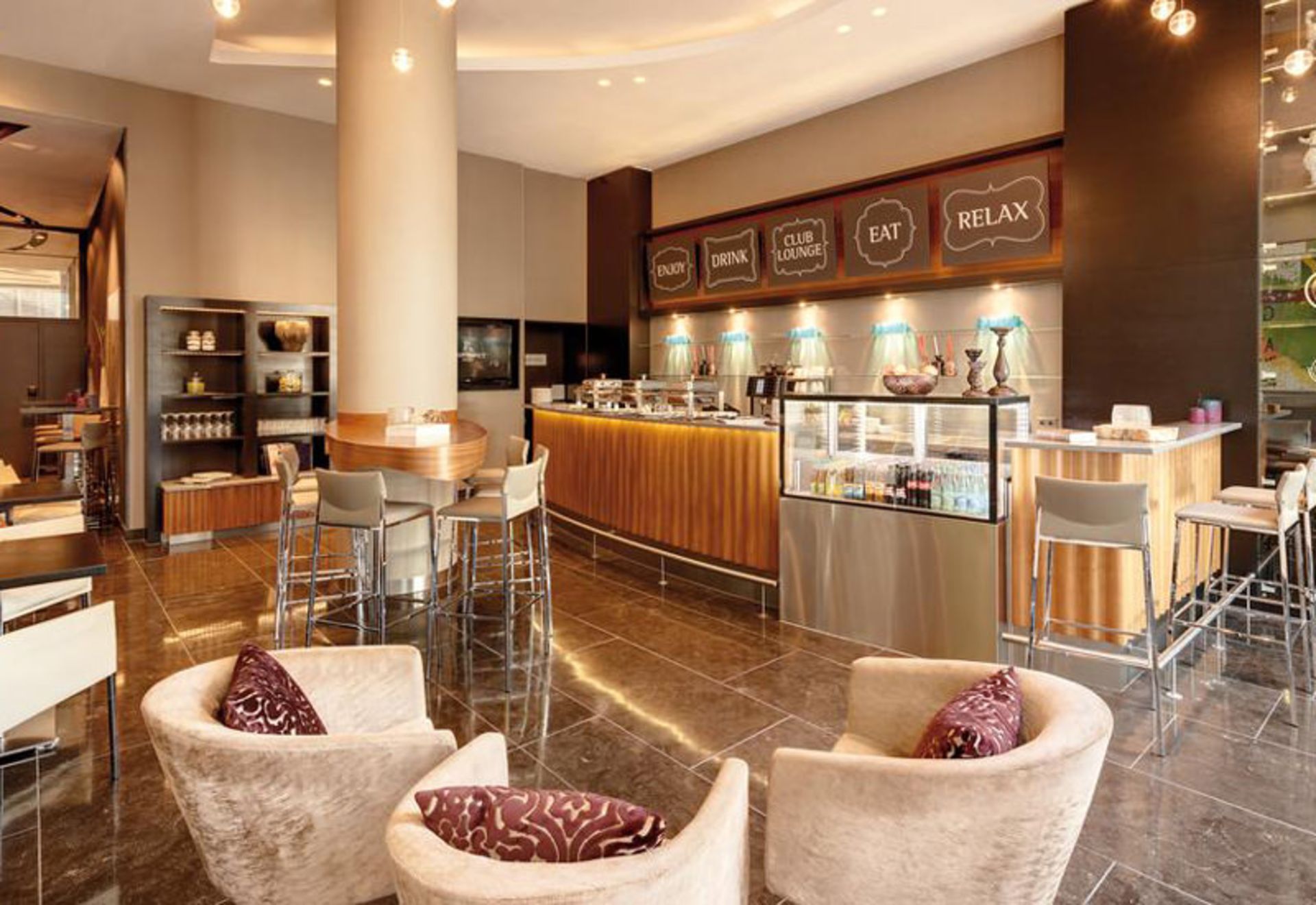 هتل رنسانس زوریخ تاور (Renaissance Zurich Tower Hotel)