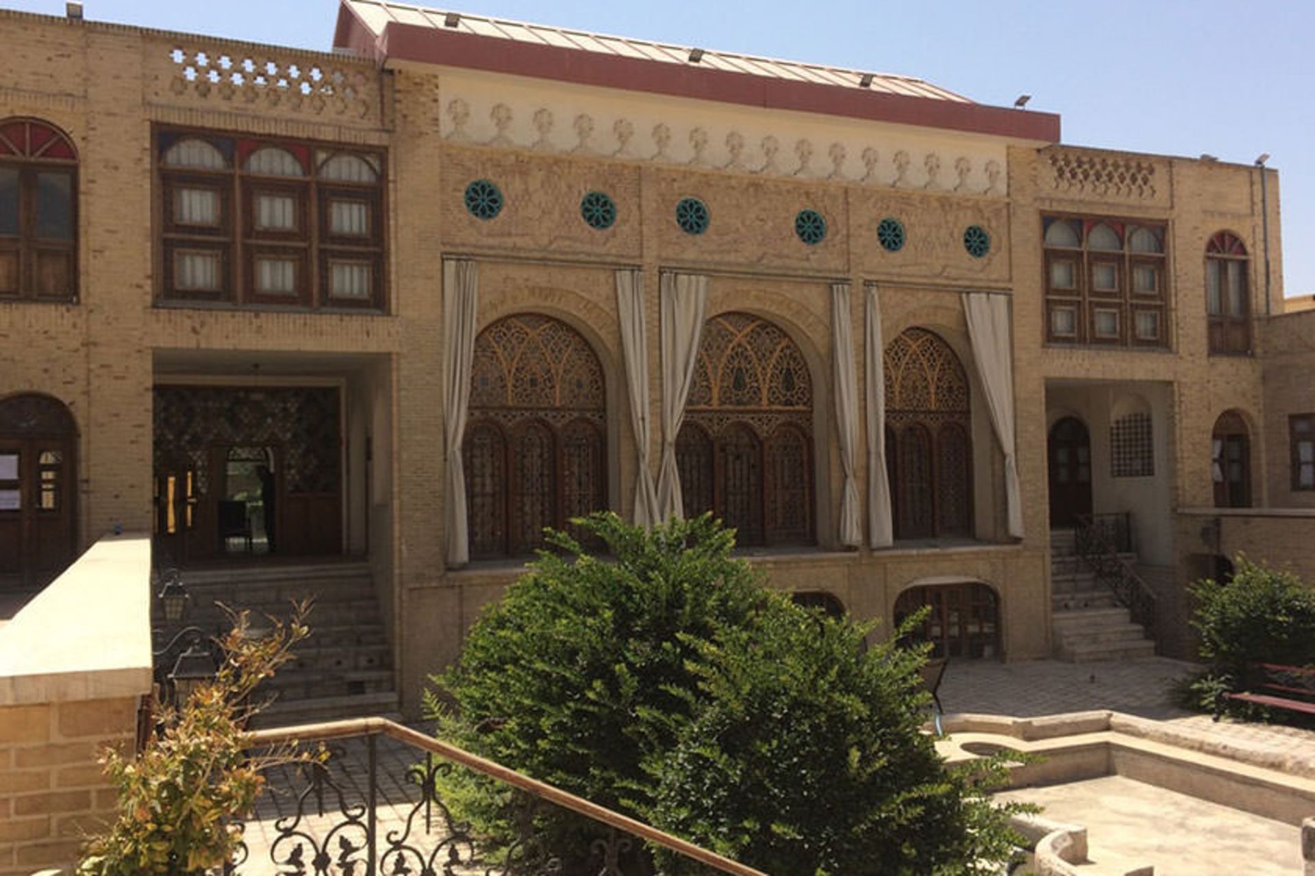 خانه کاظمی