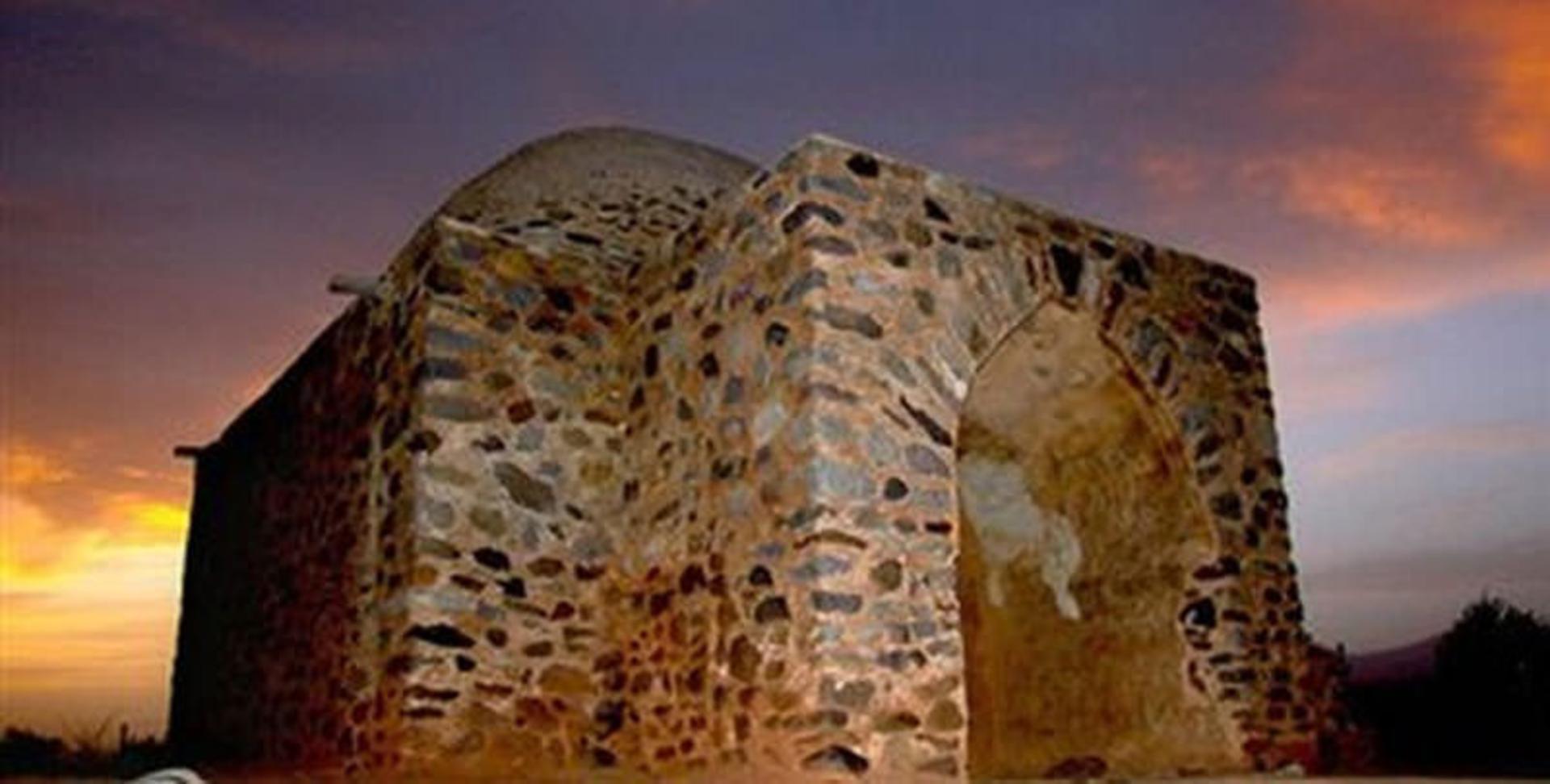 چهارطاقی (آتشکده) تشویر