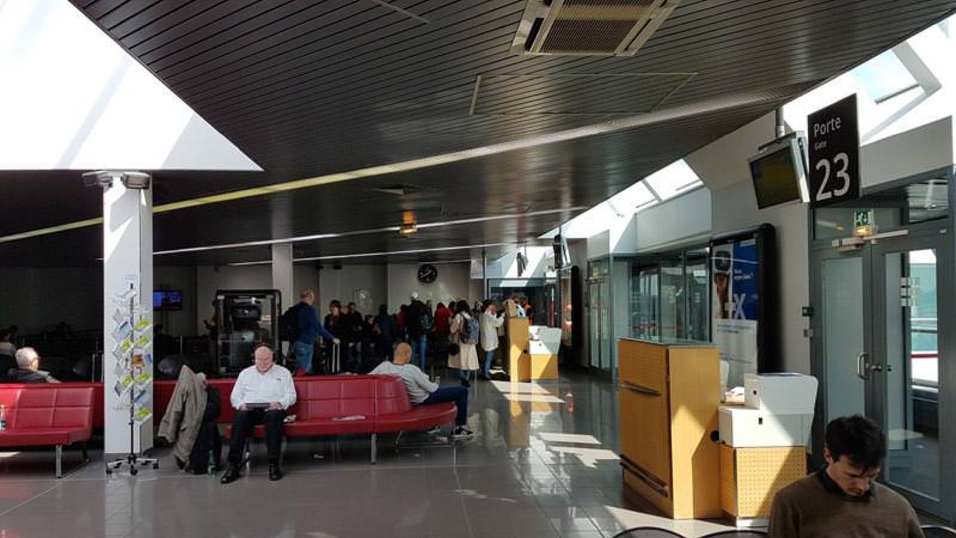 فرودگاه استراسبورگ فرانسه (Strasbourg Airport)