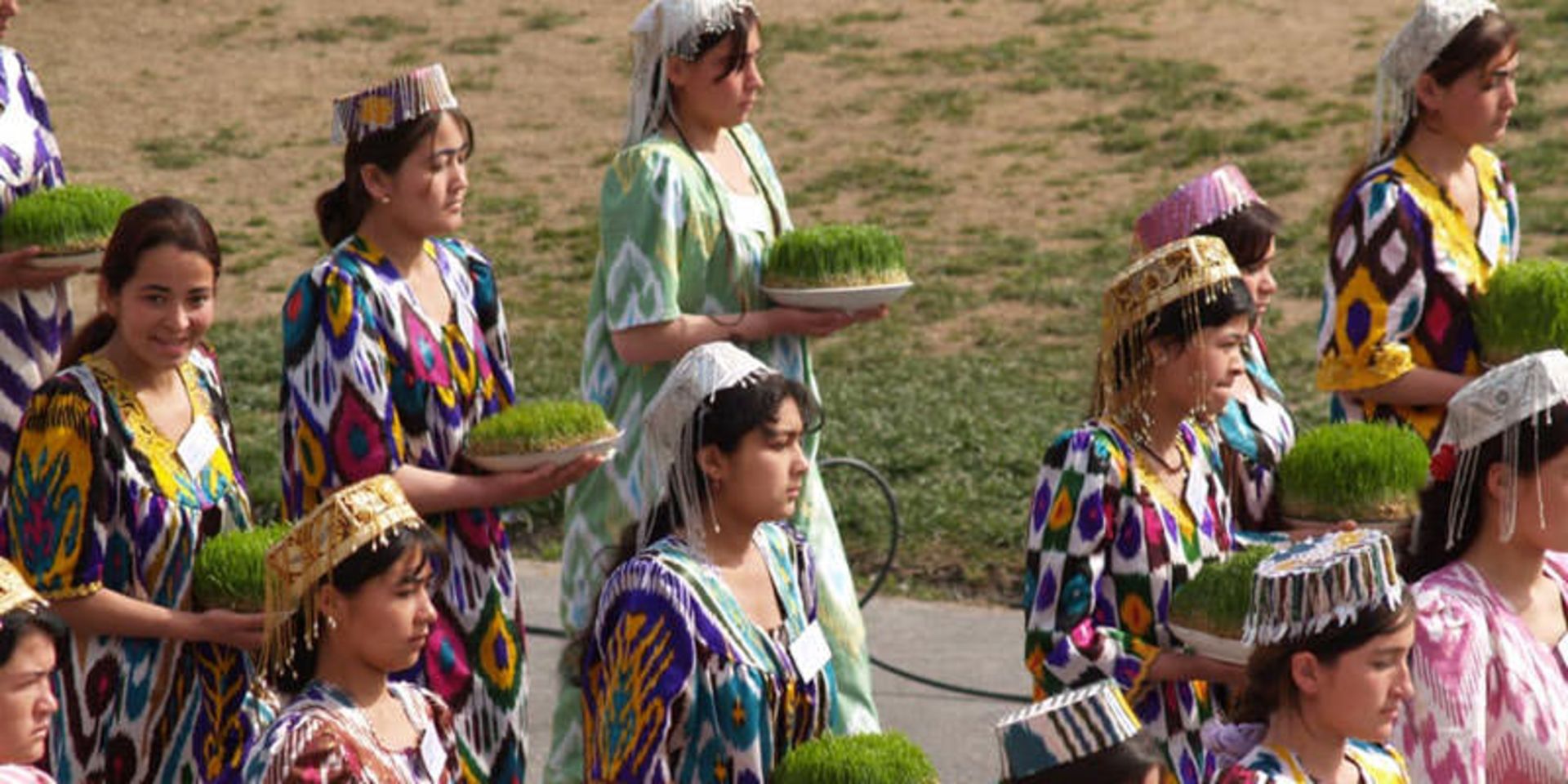 بهترین زمان سفر به عشق آباد؛ شهر سفید بیابان قره قوم در ترکمنستان