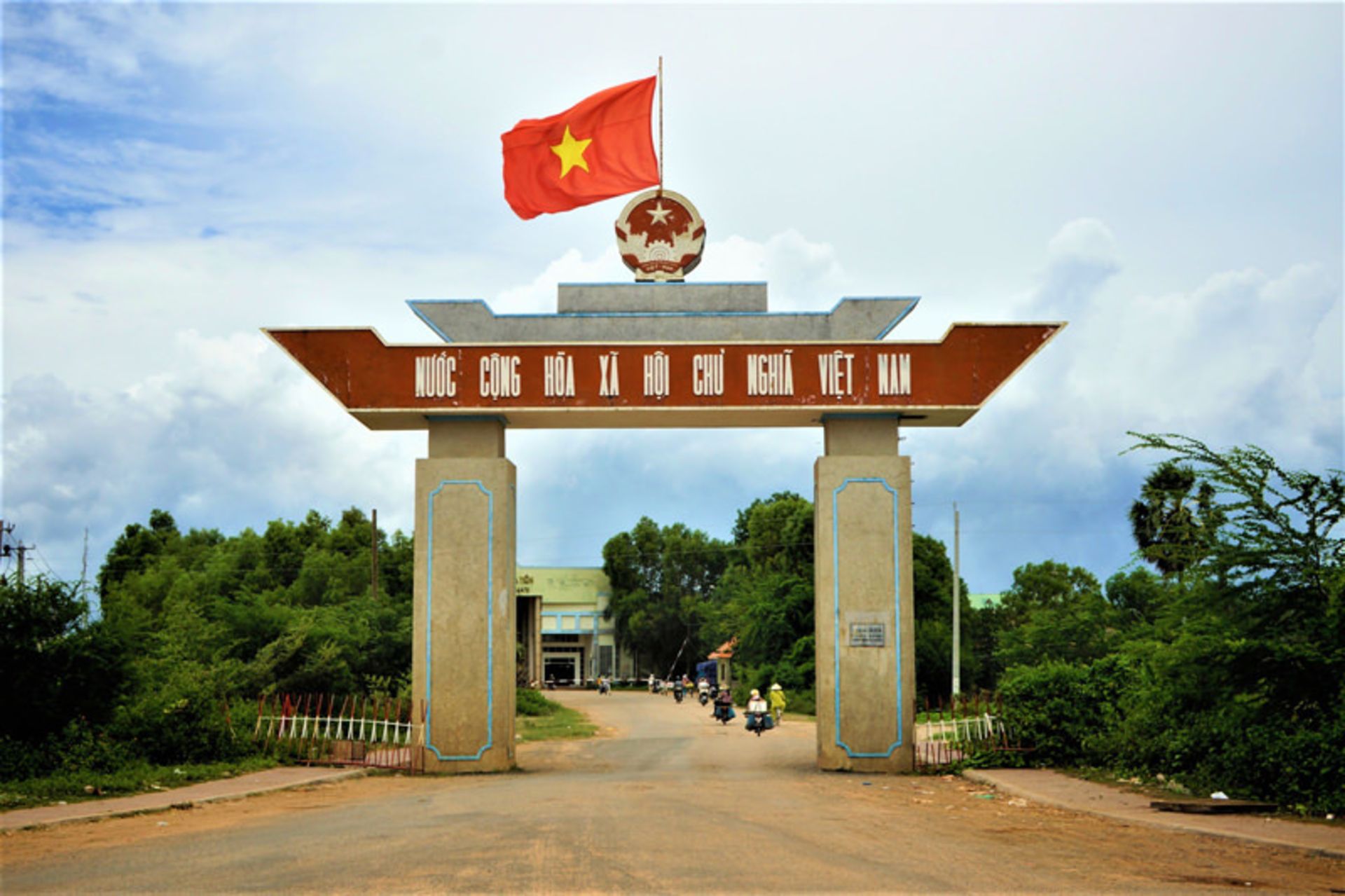 کمبوجیه-ویتنام