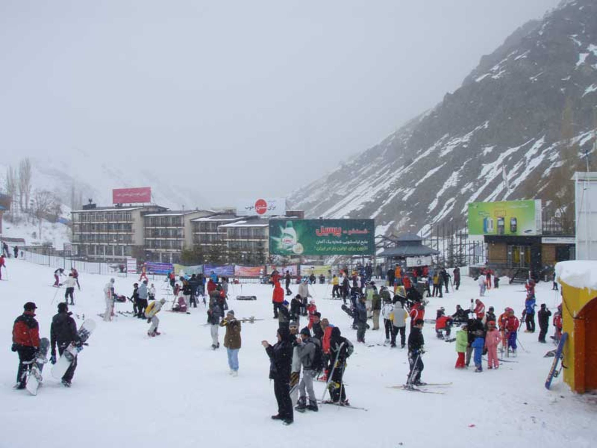 پیست اسکی دیزین