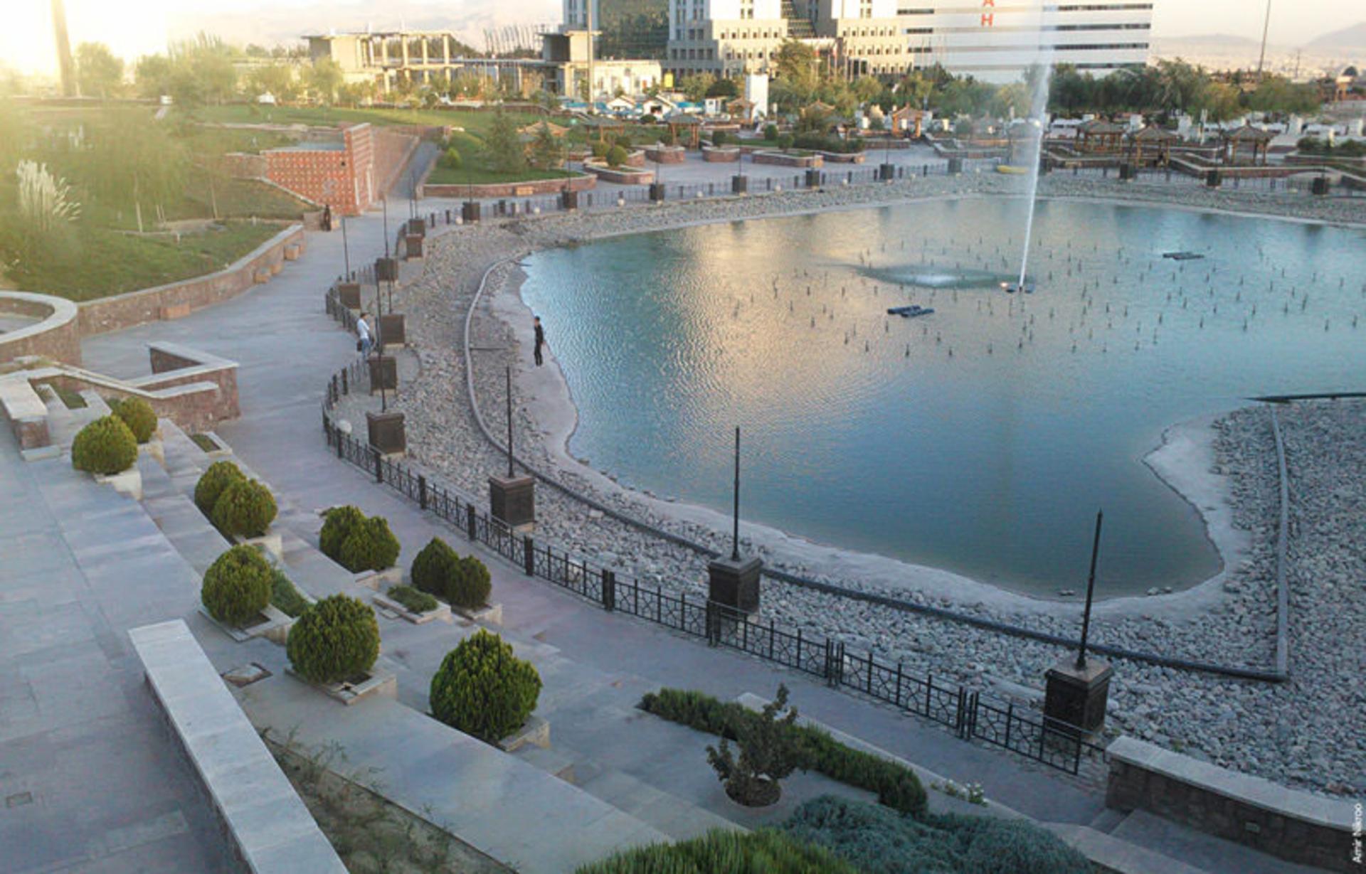 بوستان نوروز