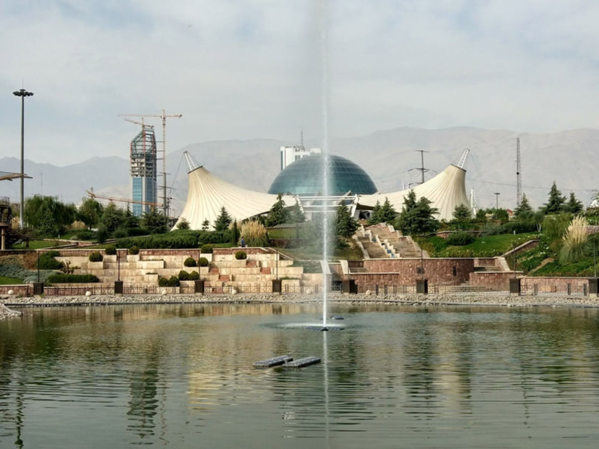 بوستان نوروز