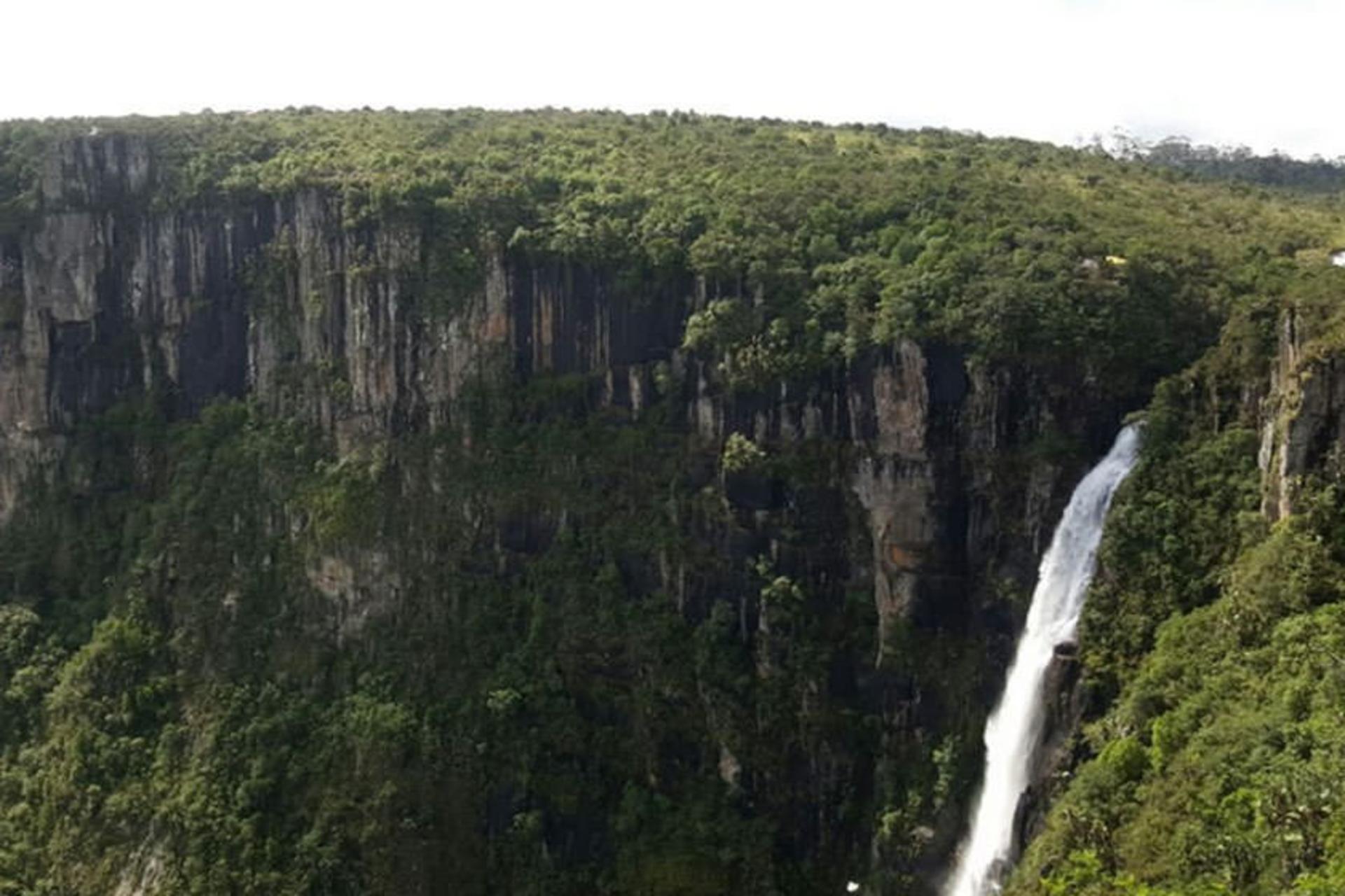 Mtarazi Falls