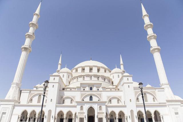 مسجد بزرگ شیخ زاید فجیره