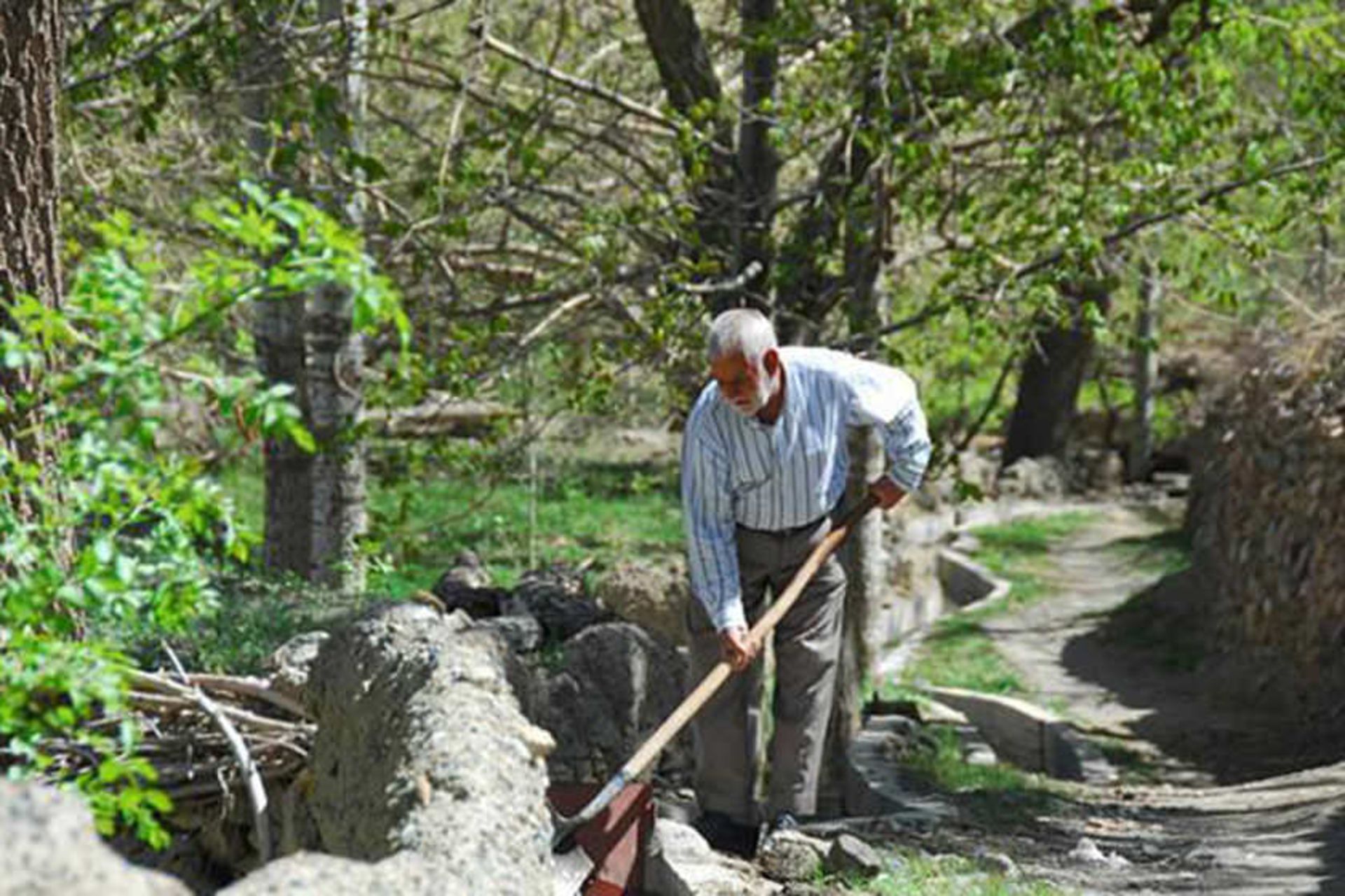 روستای خراشاد