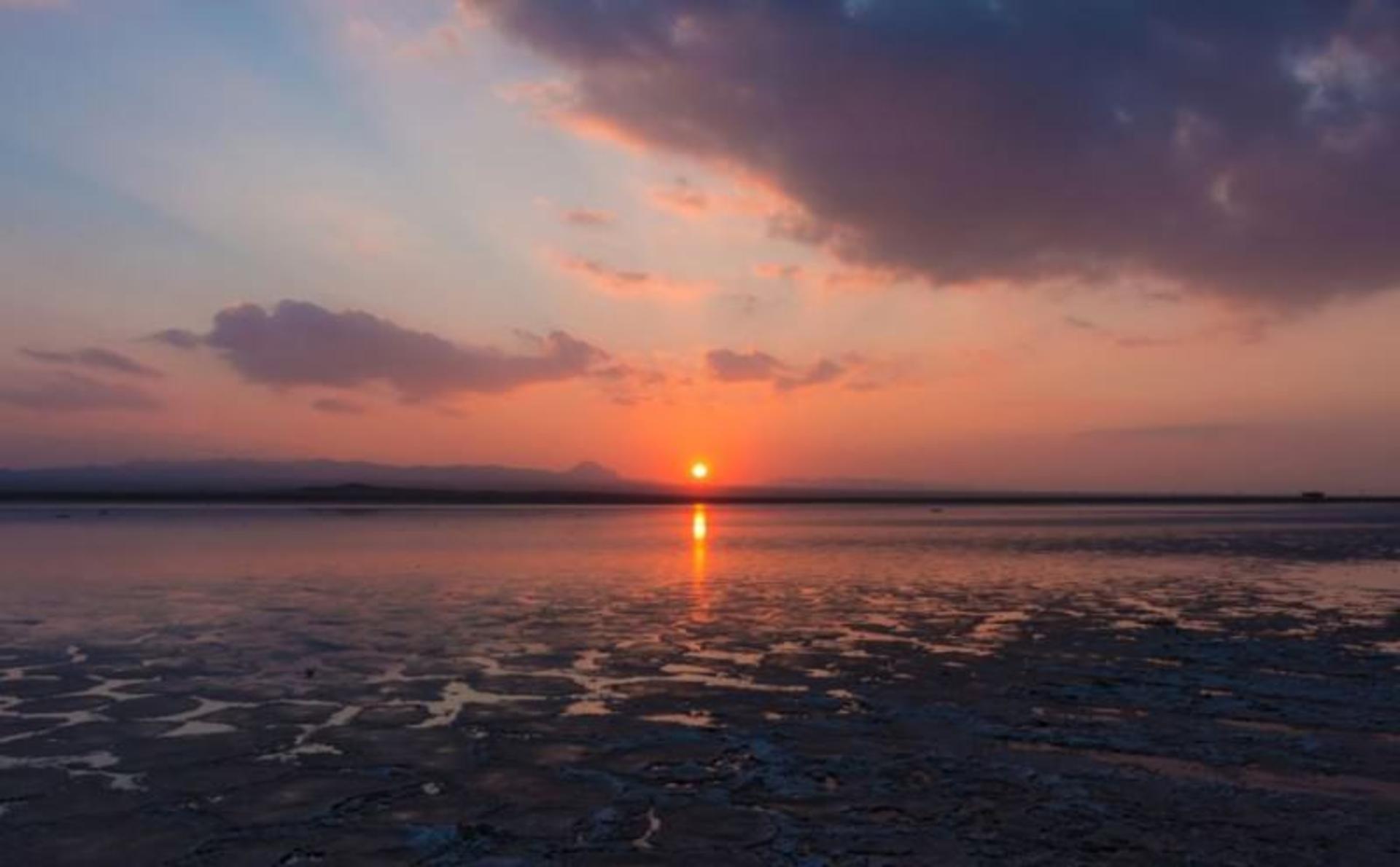 دریاچه نمک خور 