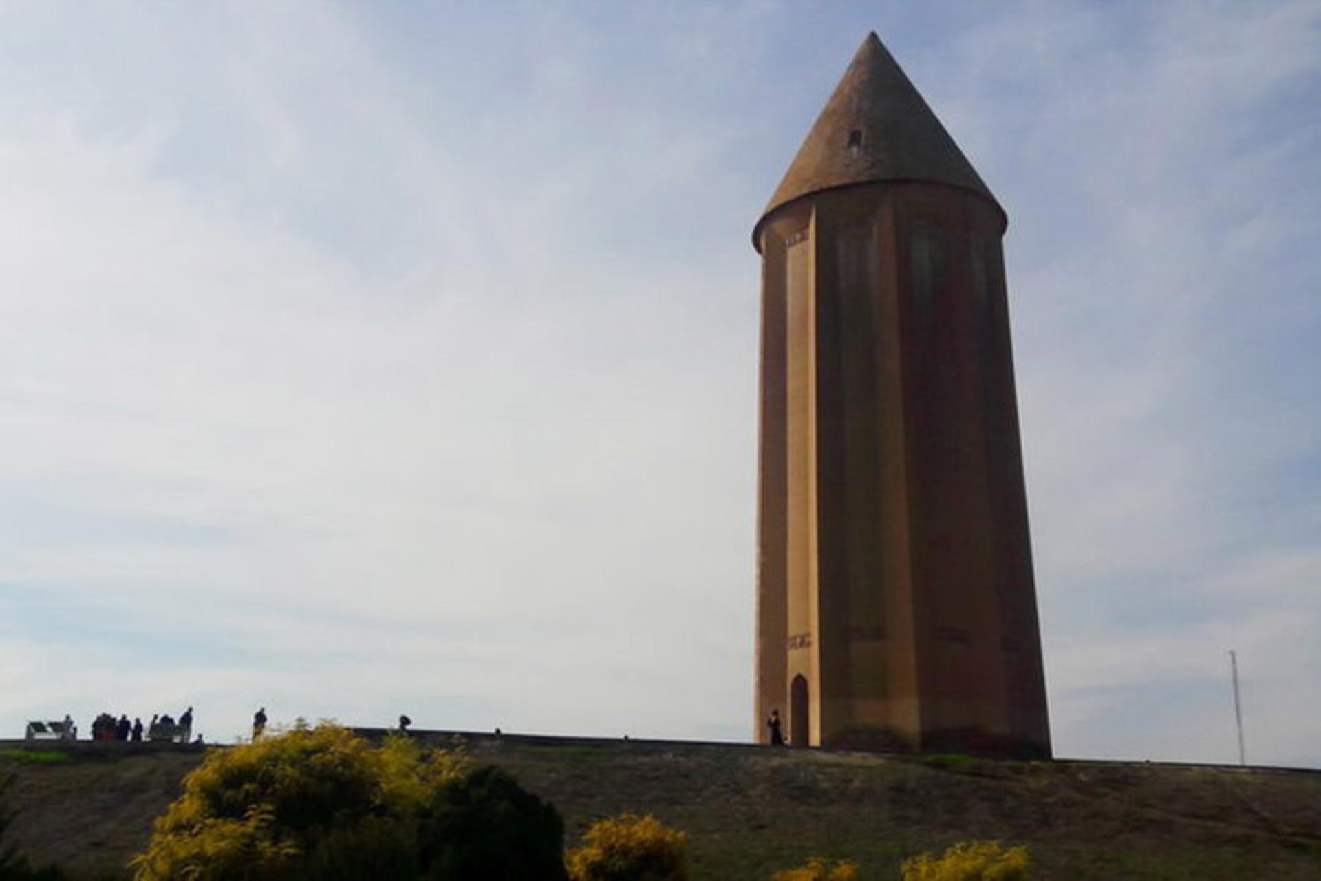 گنبد قابوس