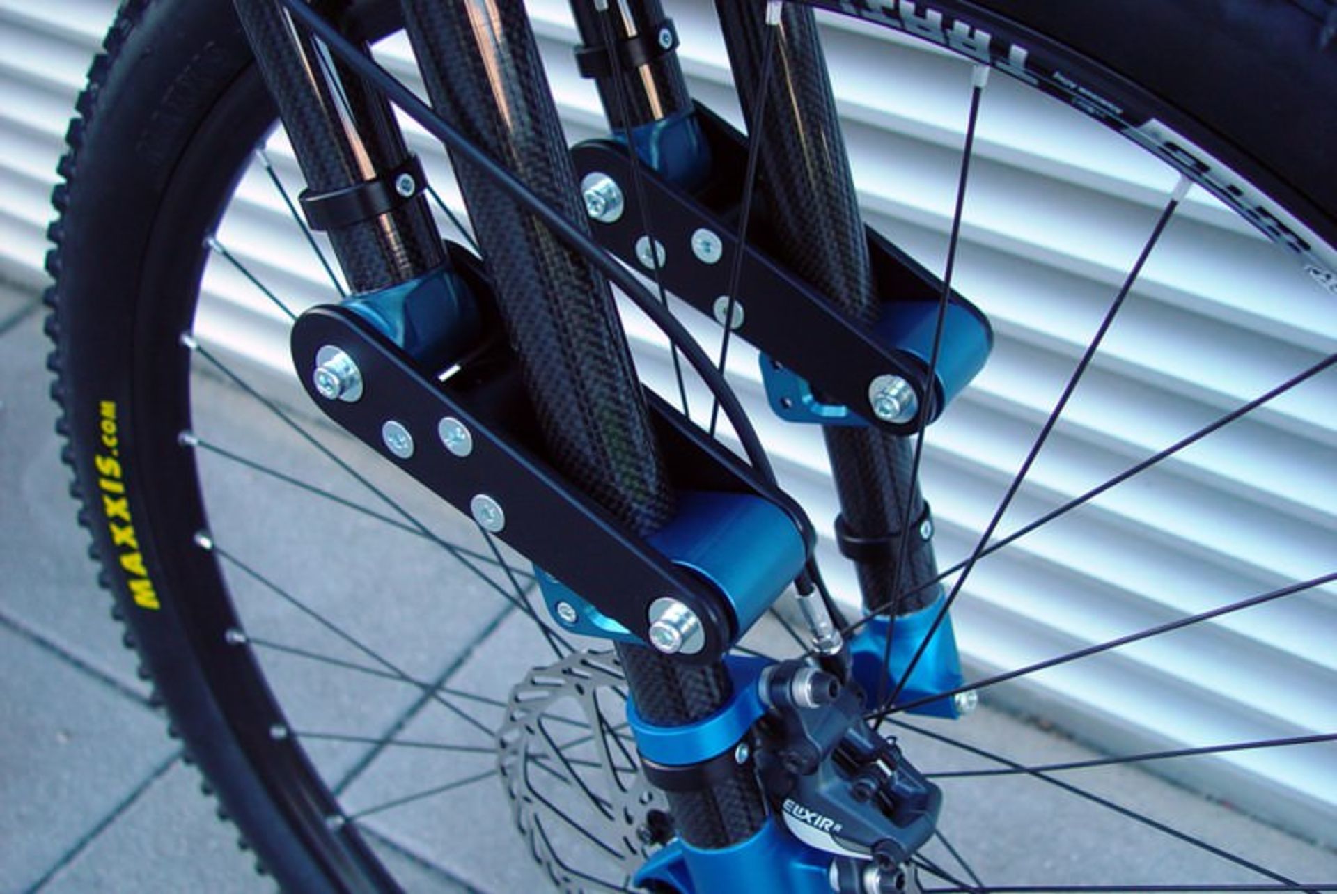 سیستم تعلیق دوچرخه