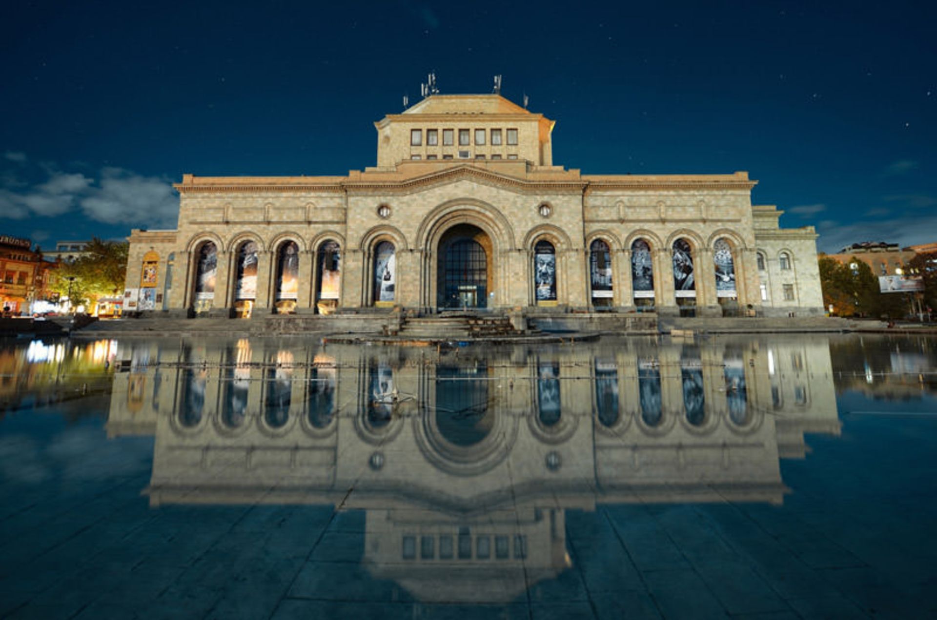 کارت گردشگری ایروان