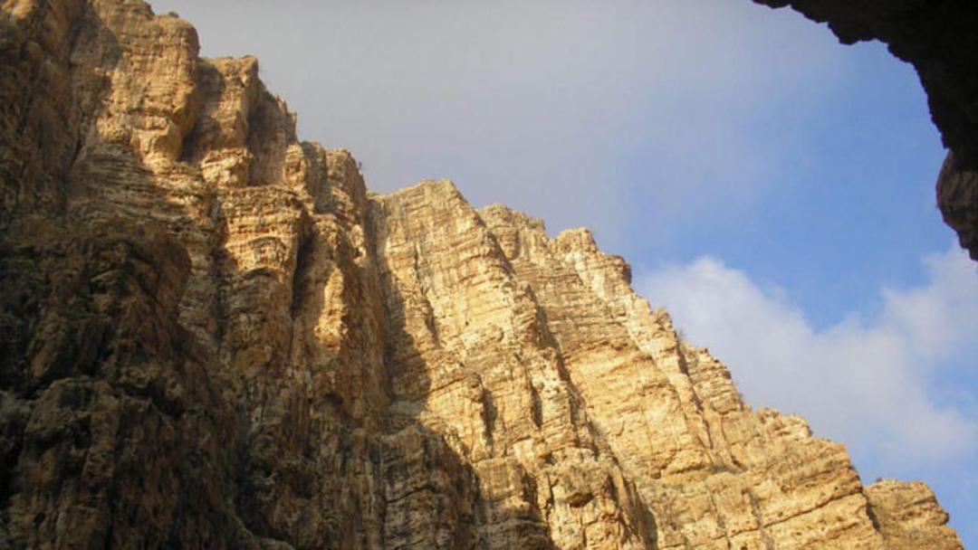 تنگ باشتک