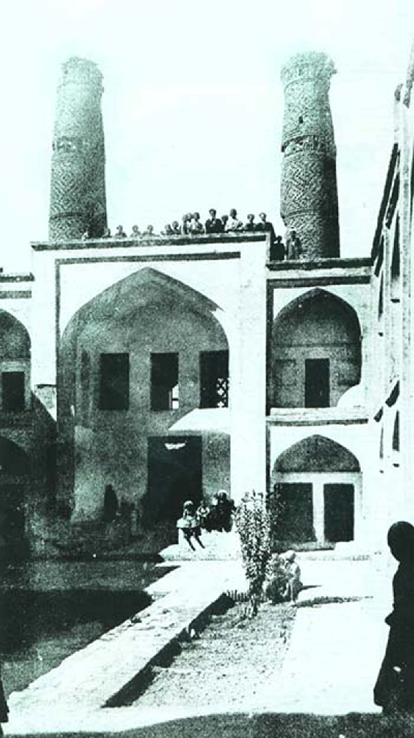 مدرسه دومنار طبس