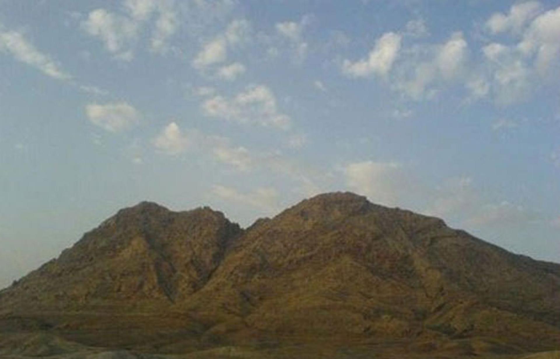 کوه دوبرادران