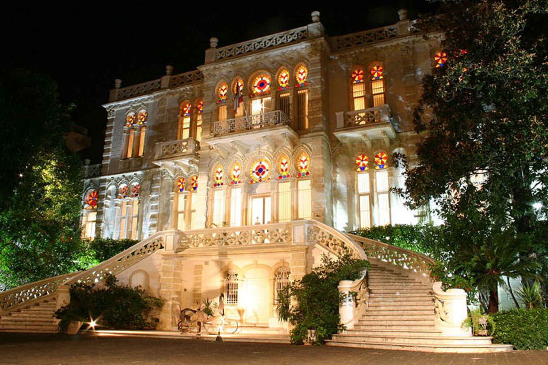 موزه سرسق