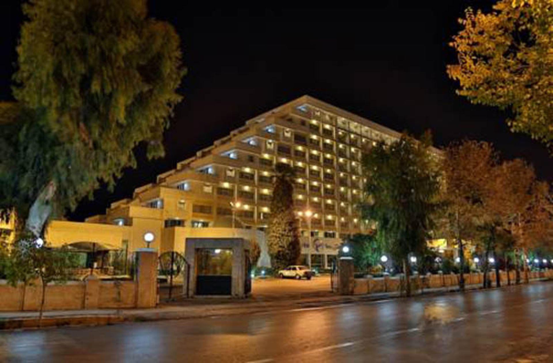 هتل هما شیراز