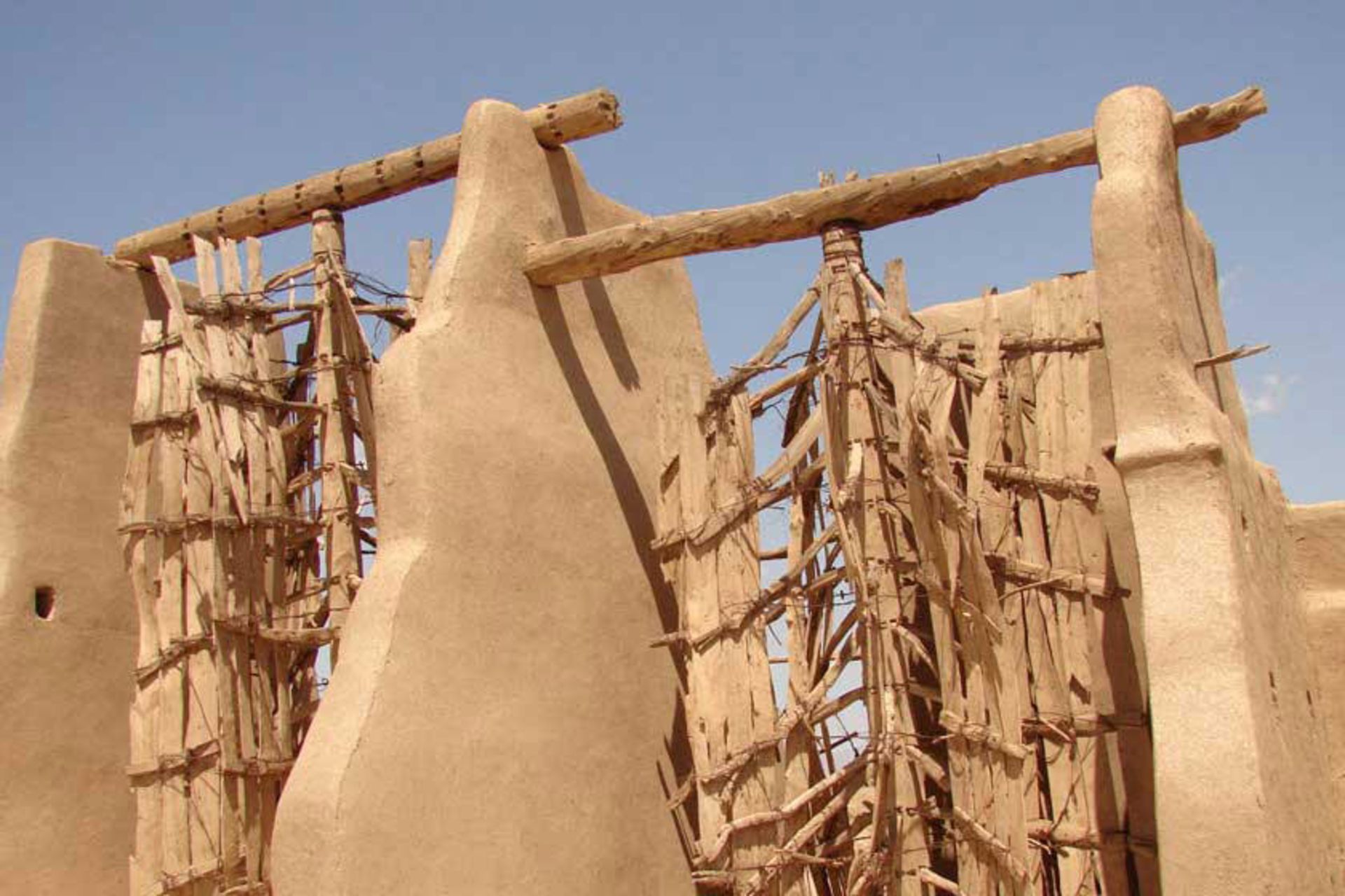 آسبادهای خواف