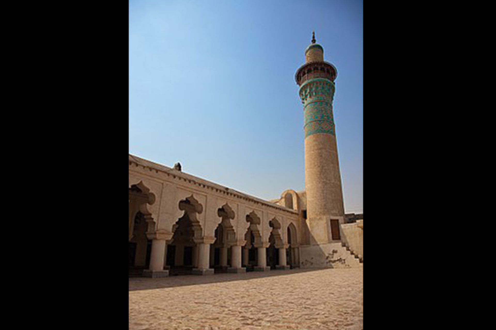 مسجد ملک بن عباس 