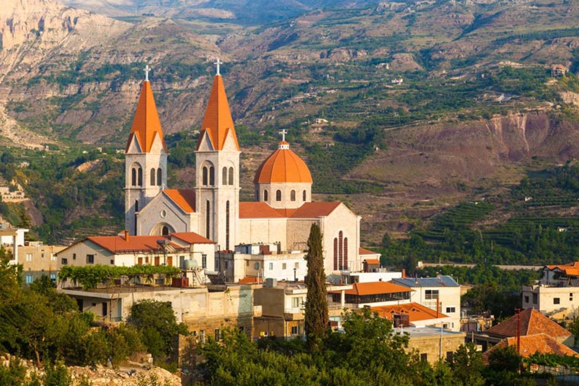 لبنان