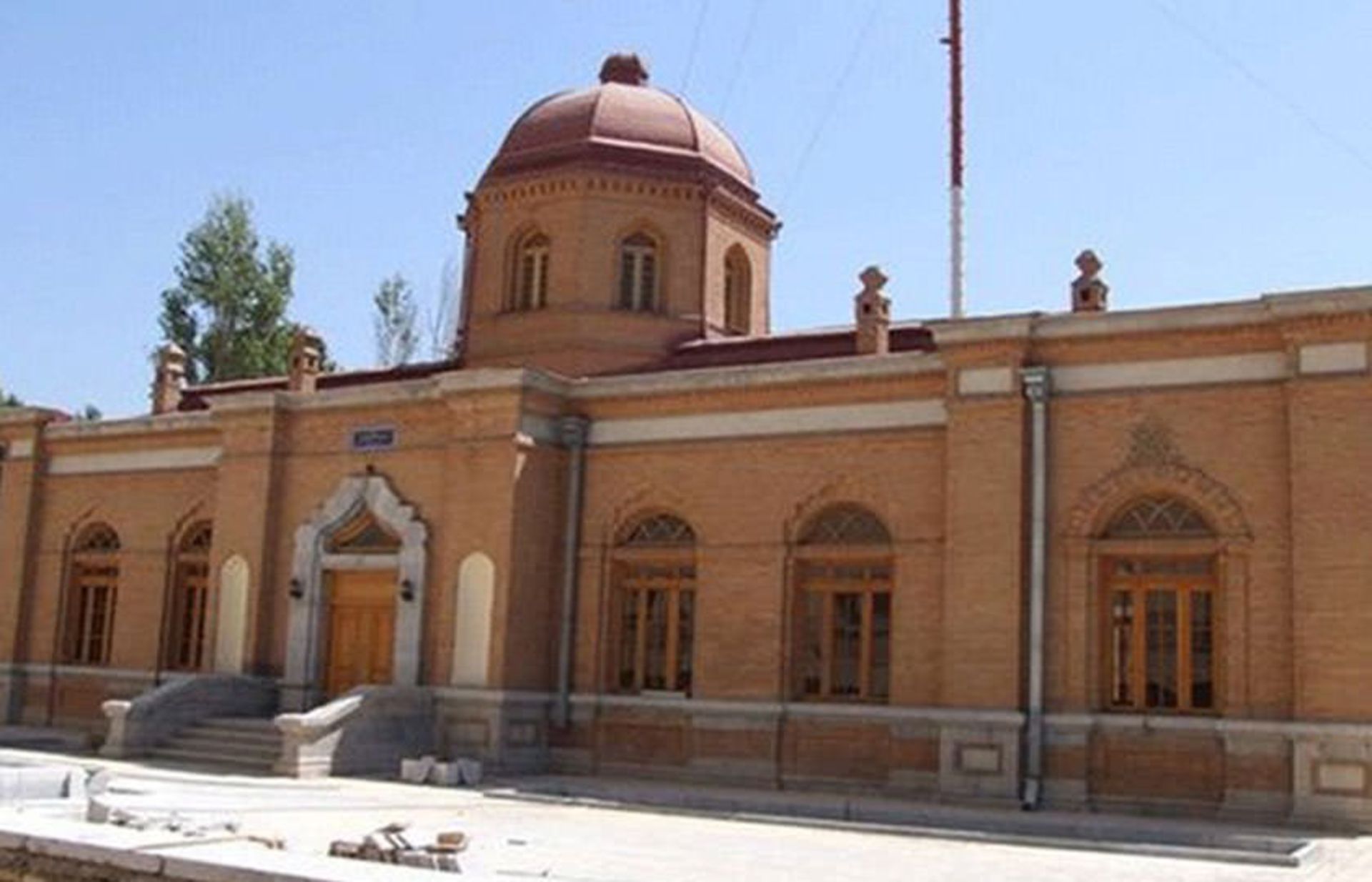 عمارت کلاه‌فرنگی بی‌سیم