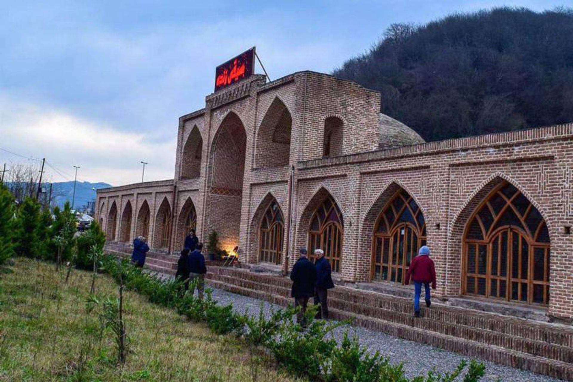 کاروانسرای لات