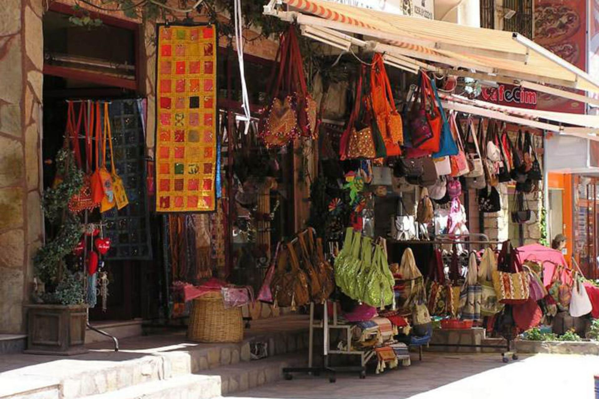 کوش‌آداسی  