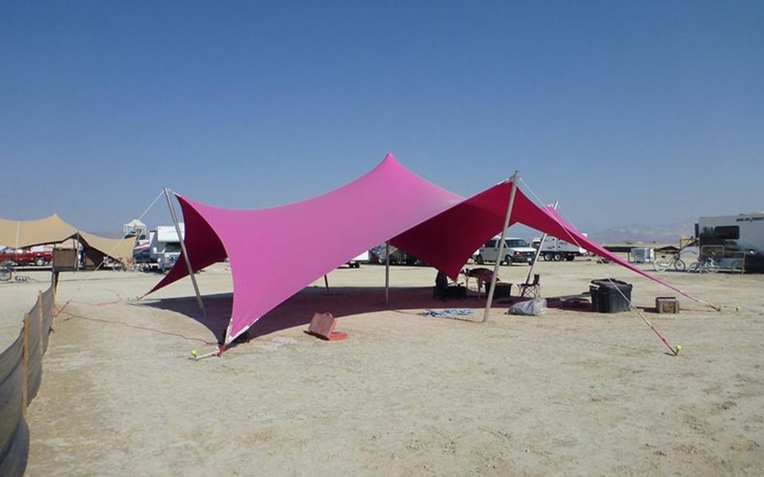 سایه بان پایه دار