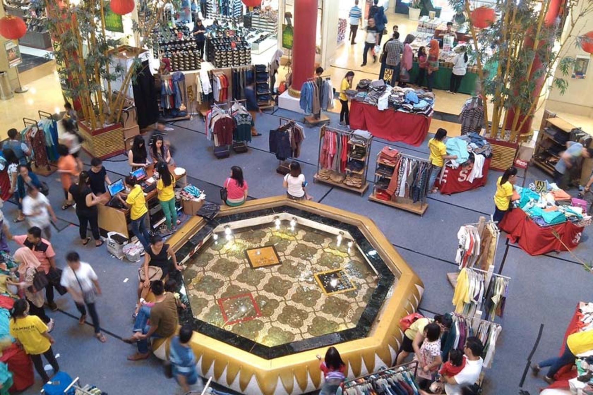 مرکز خرید آرتا گادینگ